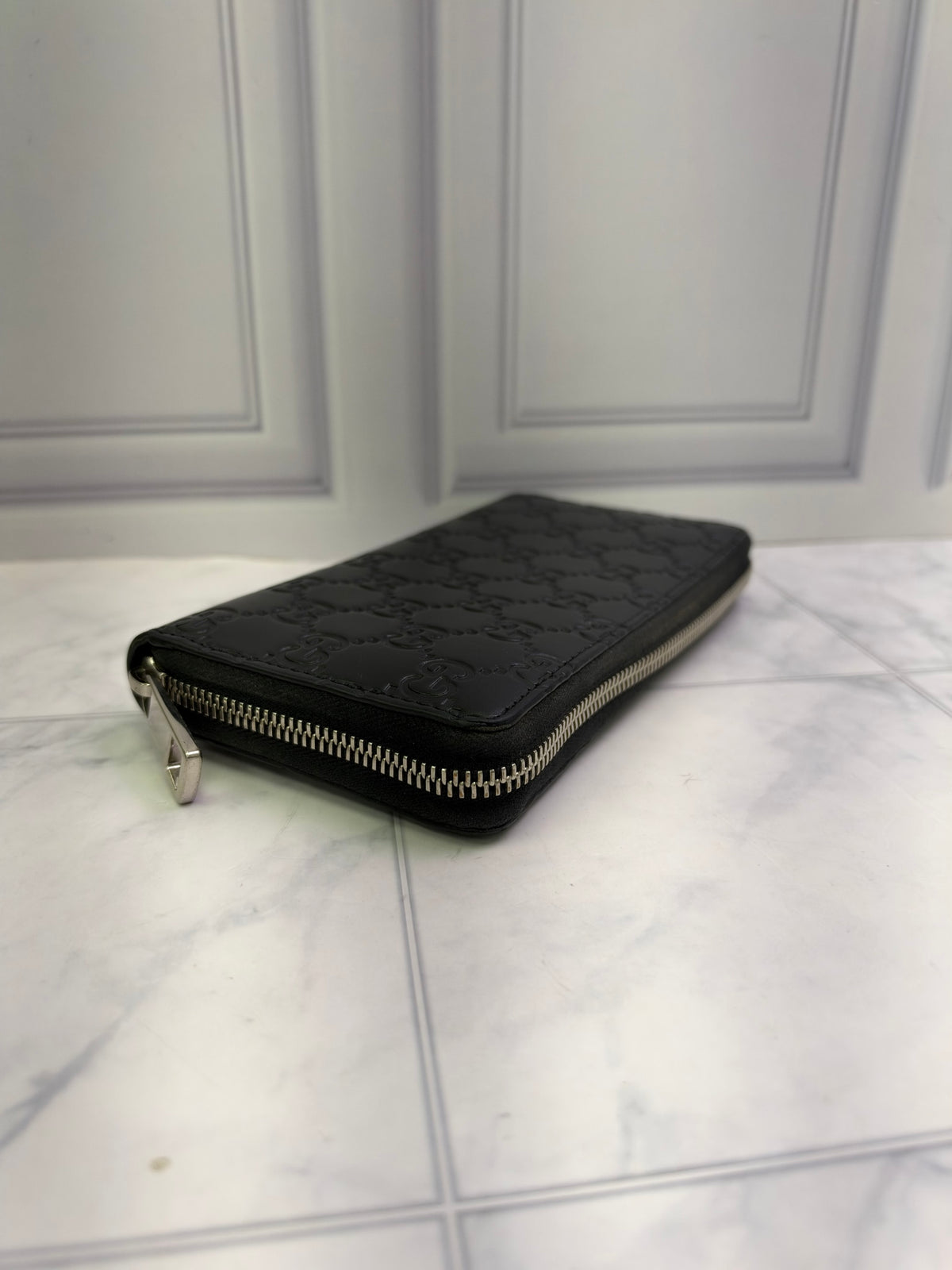 Gucci Black GG Leather Zippy Wallet 