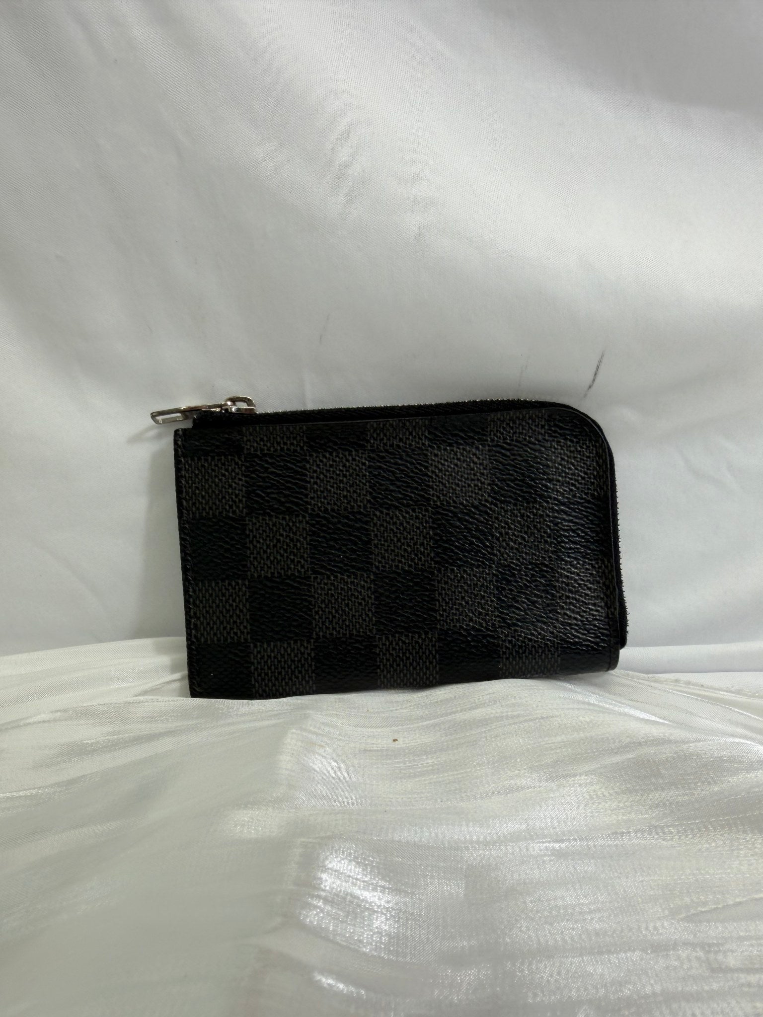Louis Vuitton Damier Graphite Compact Zippy Wallet
