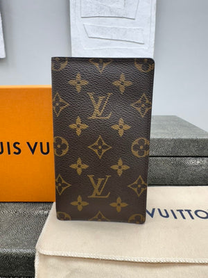 LIKE NEW - Louis Vuitton Monogram Long Wallet