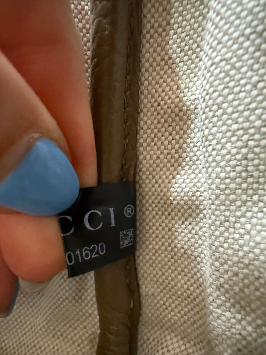 https://res.cloudinary.com/dyql5hig8/image/upload/v1756831436/hizdodyckkcpmbf3gdkb.jpg