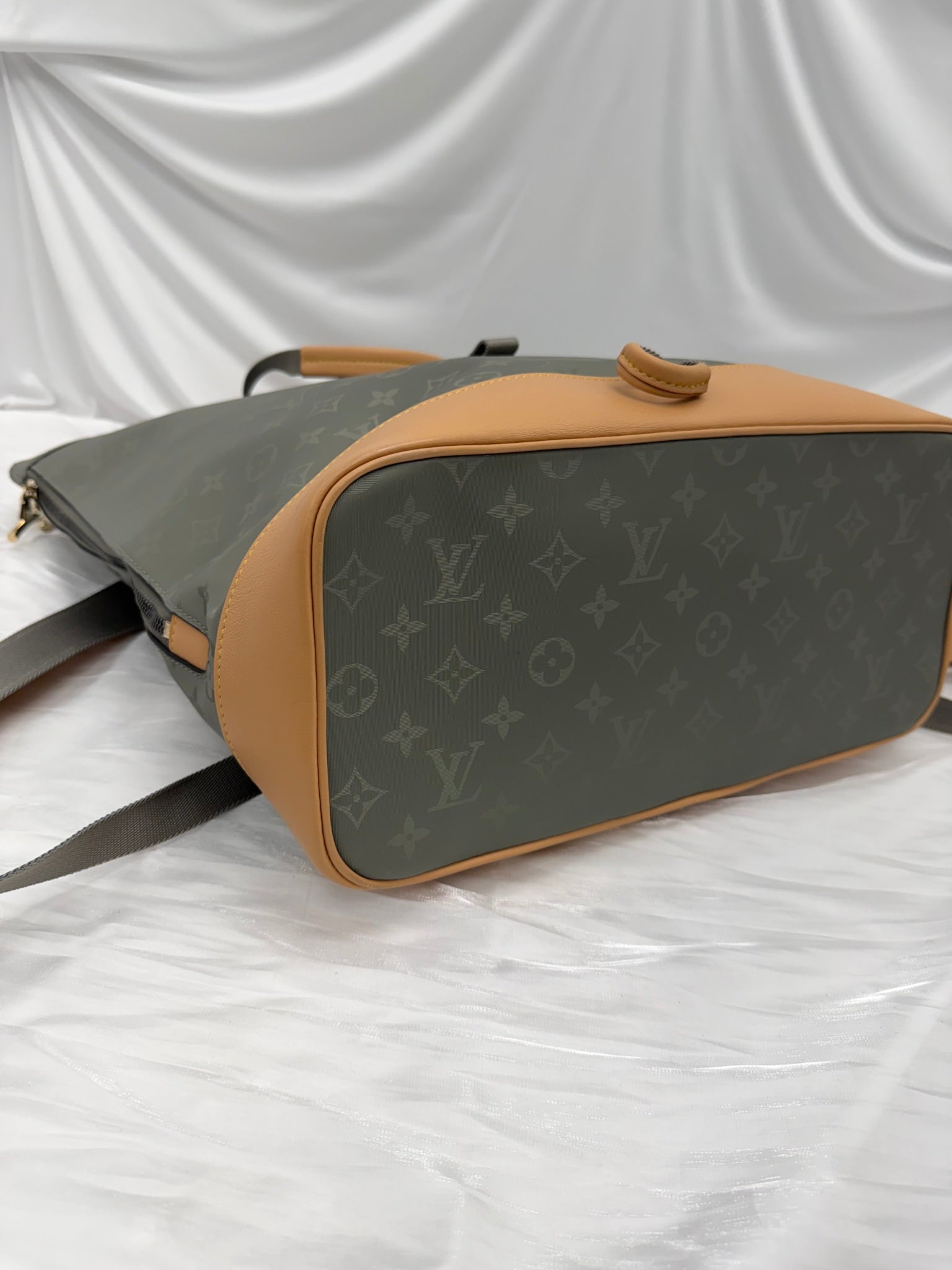 Louis Vuitton Titanium Monogram Zipped Tote Backpack