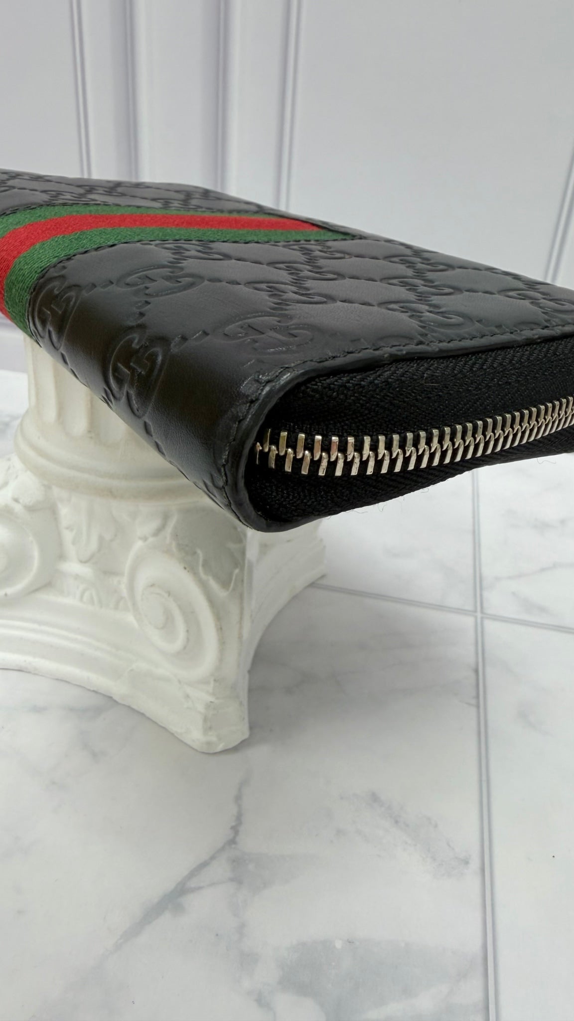 Gucci Black Guccissima Leather Web Zippy Wallet