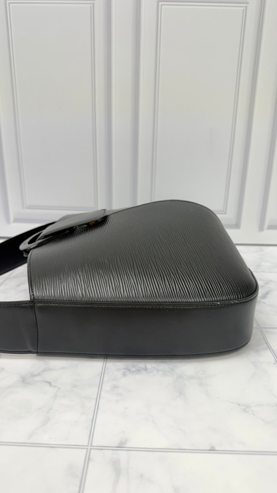 Louis Vuitton Black Epi Leather Reverie Shoulder Bag