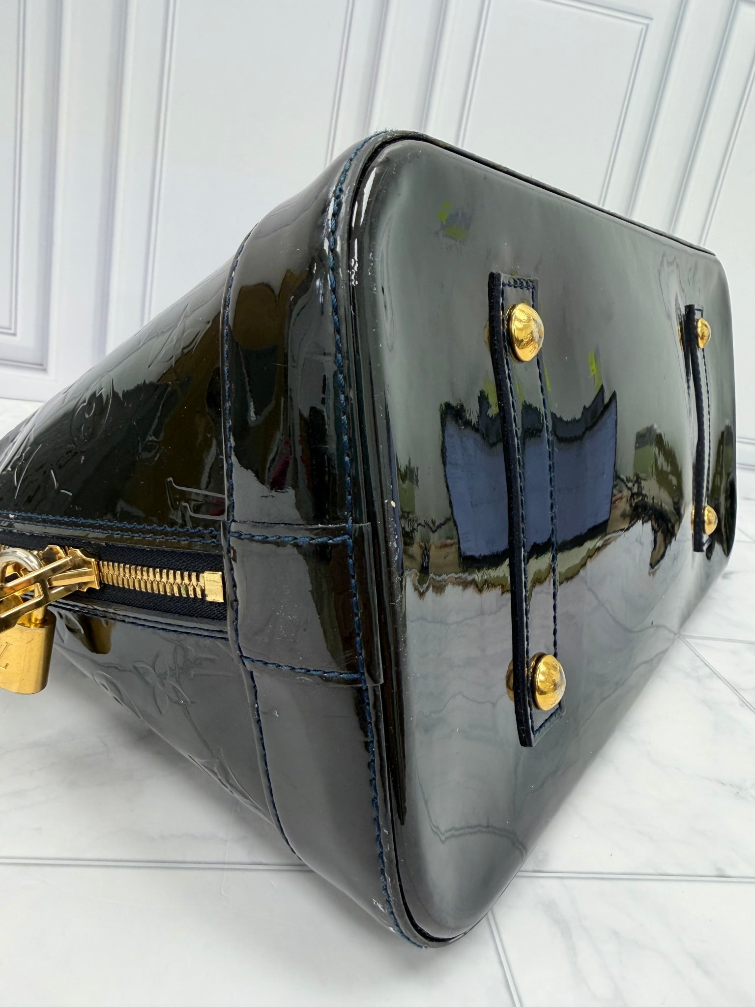 Louis Vuitton Midnight Blue Infini Vernis Alma GM Handbag