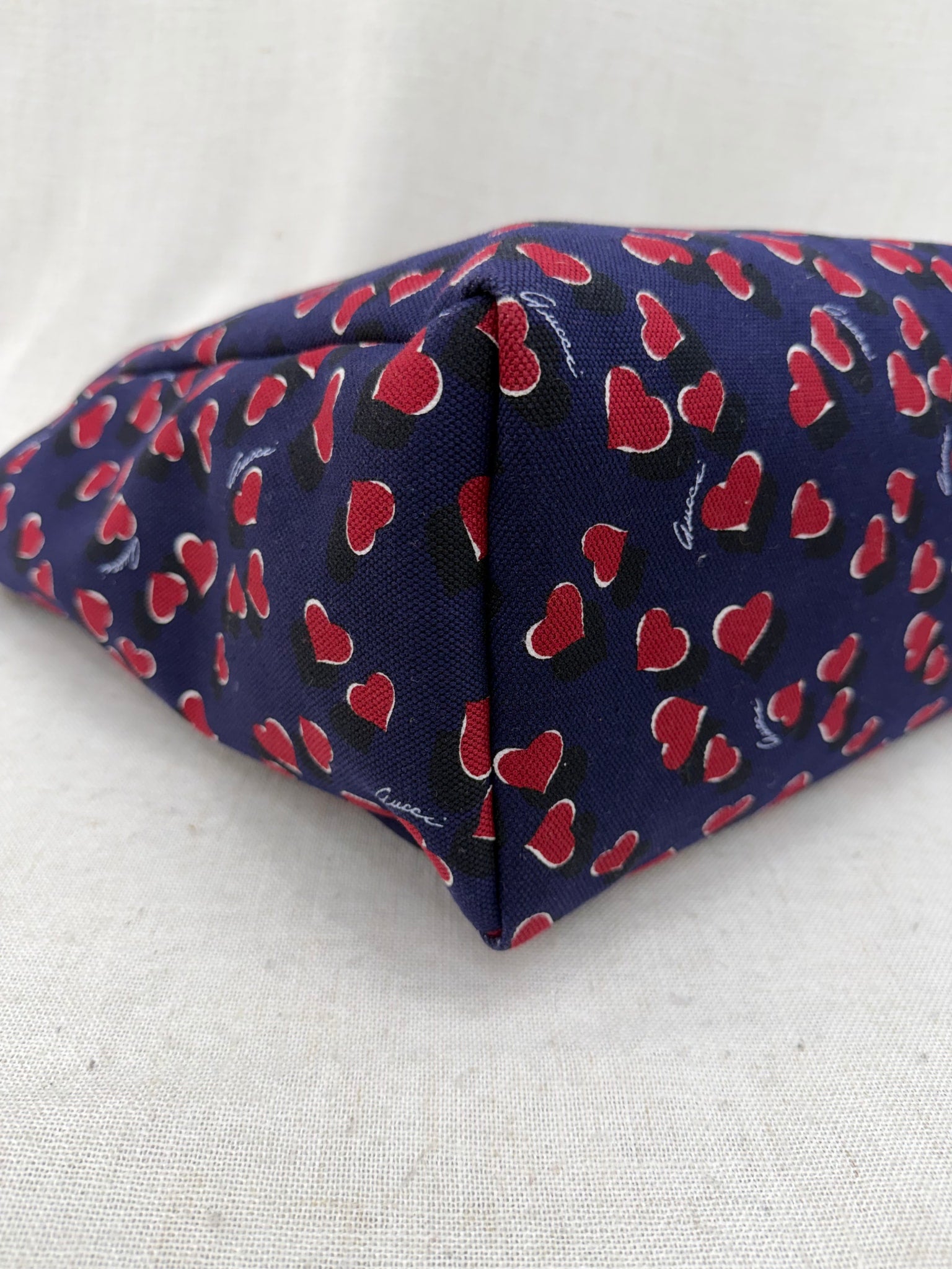 Gucci Navy & Red Heart Canvas Shoulder Tote