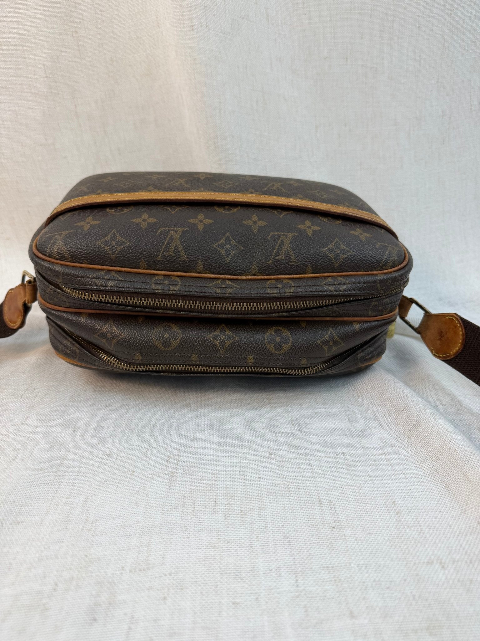Louis Vuitton Monogram Reporter MM Bag