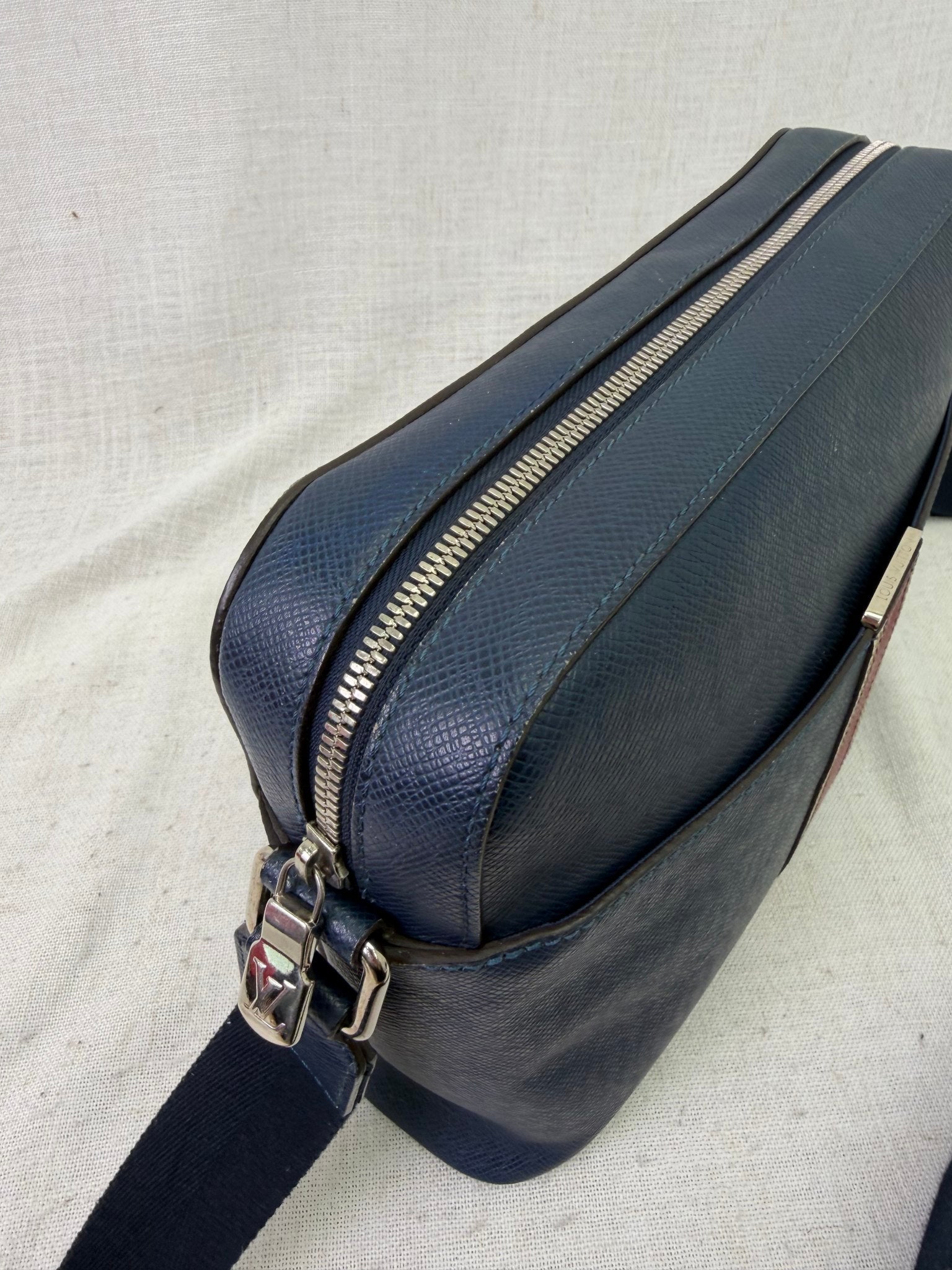 Louis Vuitton Navy Blue Anton Messenger Bag