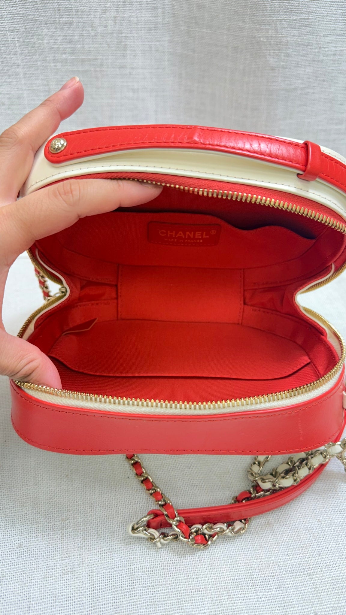 Chanel Red and White Quilted Leather Matelasse Vanity Top Handle Bag