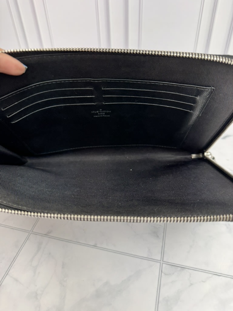 Louis Vuitton Damier Graphite Pochette Jour MM