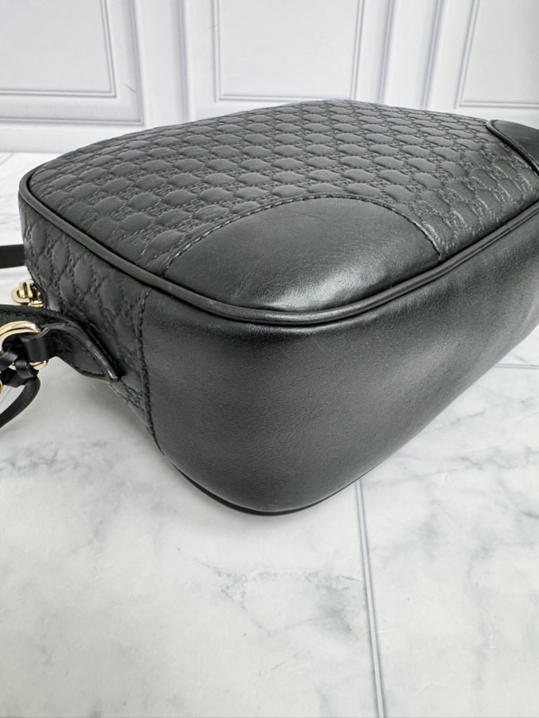 Gucci Black Microguccissima Leather Bree Messenger Mini Shoulder Bag