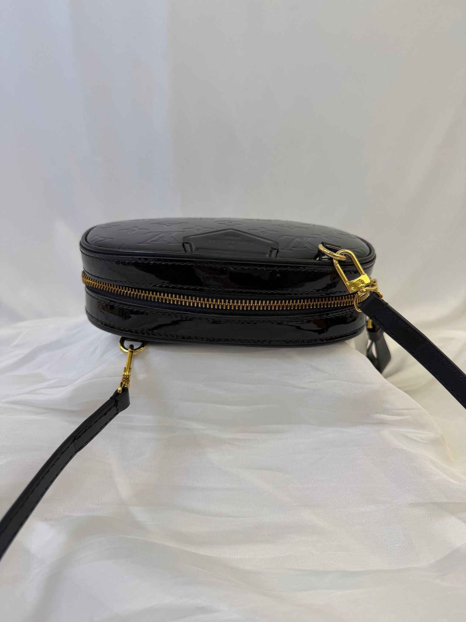 Louis Vuitton Black Vernis Leather Round Crossbody X Belt Bag