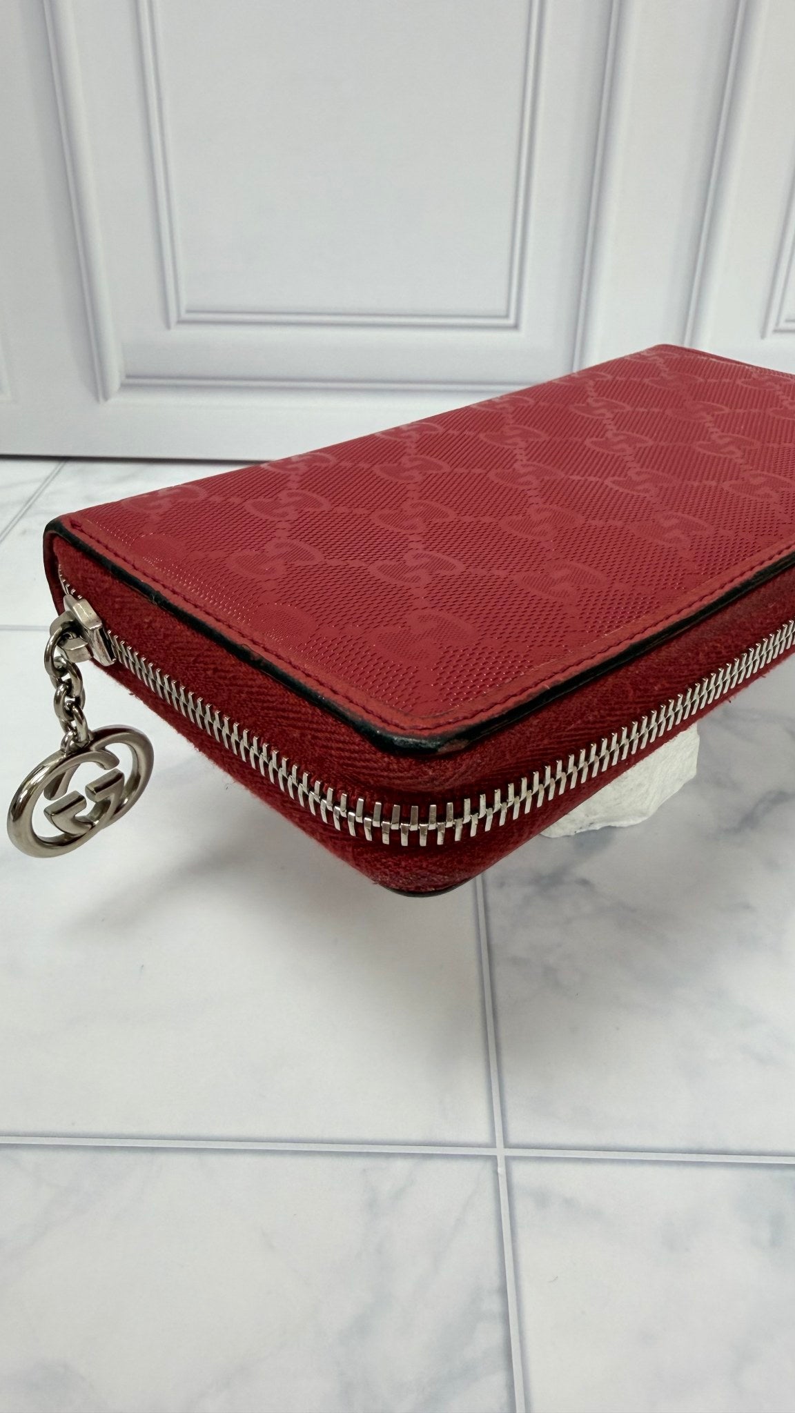 Gucci Red Imprime Microguccissima Zippy Wallet 