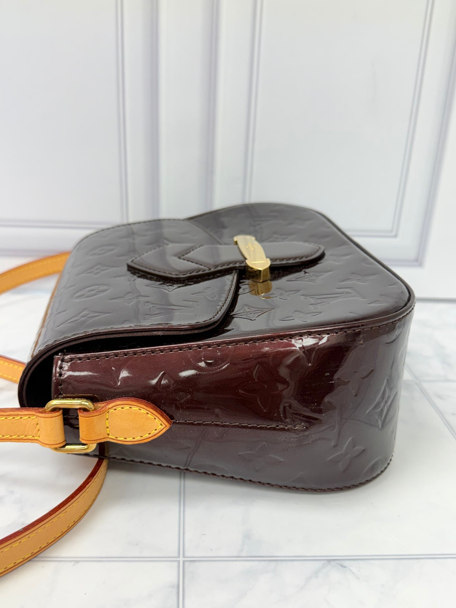 Louis Vuitton Monogram Amarante Vernis Leather Bellflower PM