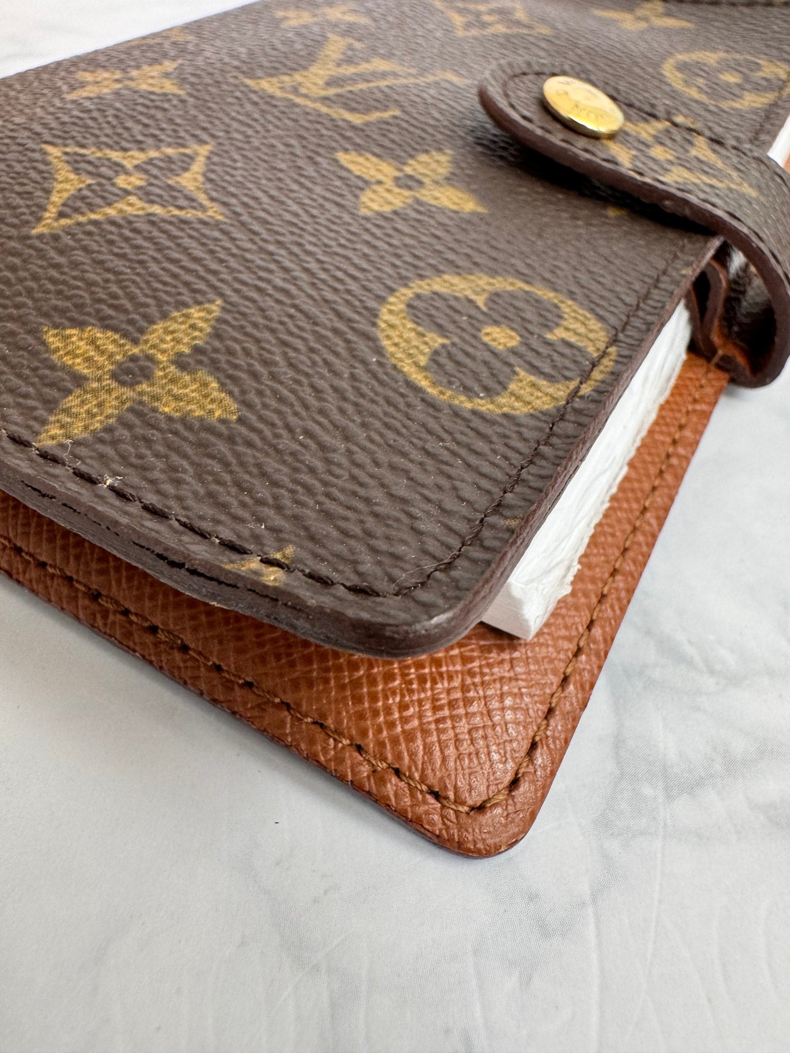 Louis Vuitton Monogram Small Ring Agenda Cover