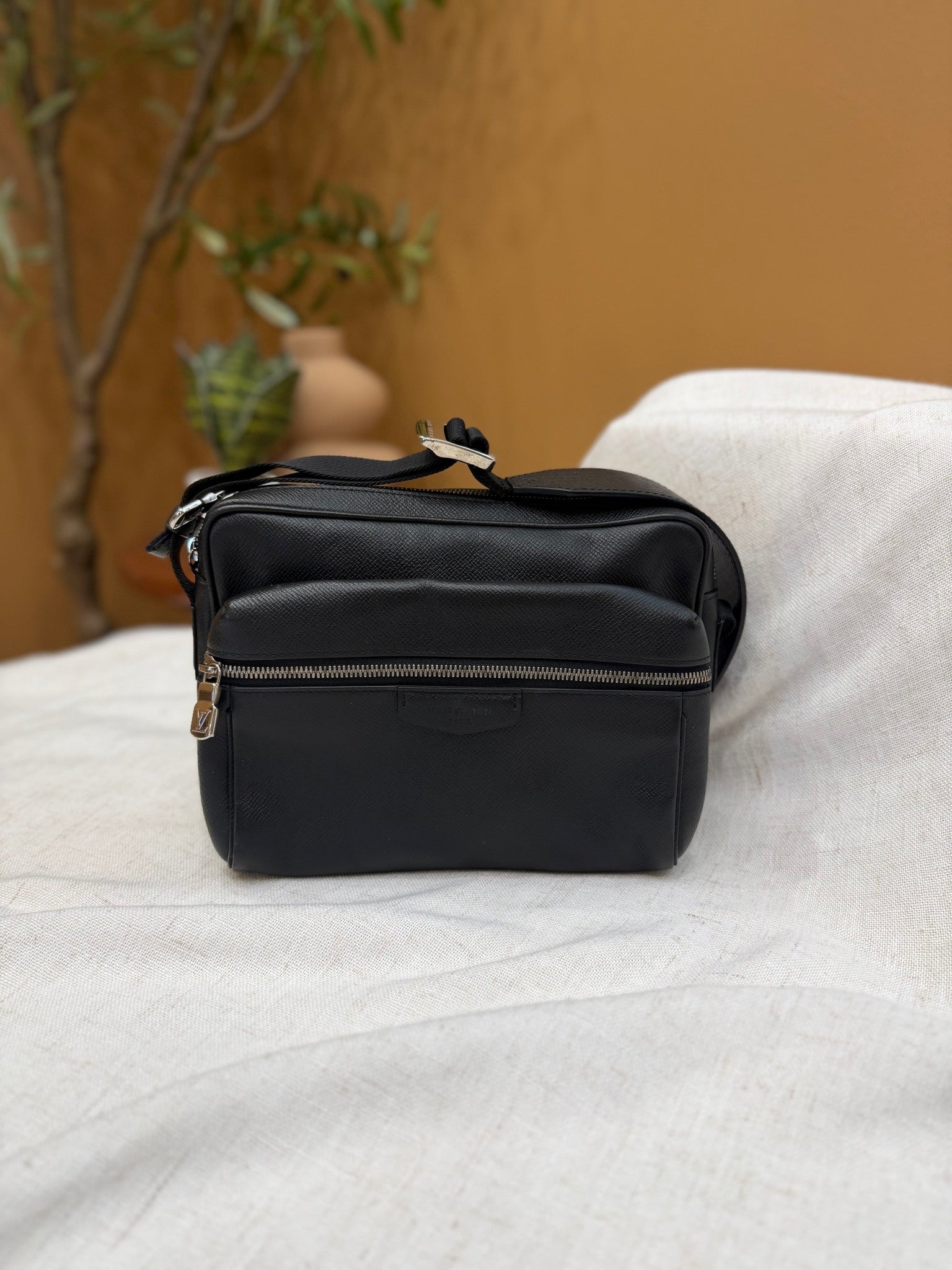 Louis Vuitton Black Leather Outdoor Messenger Bag 