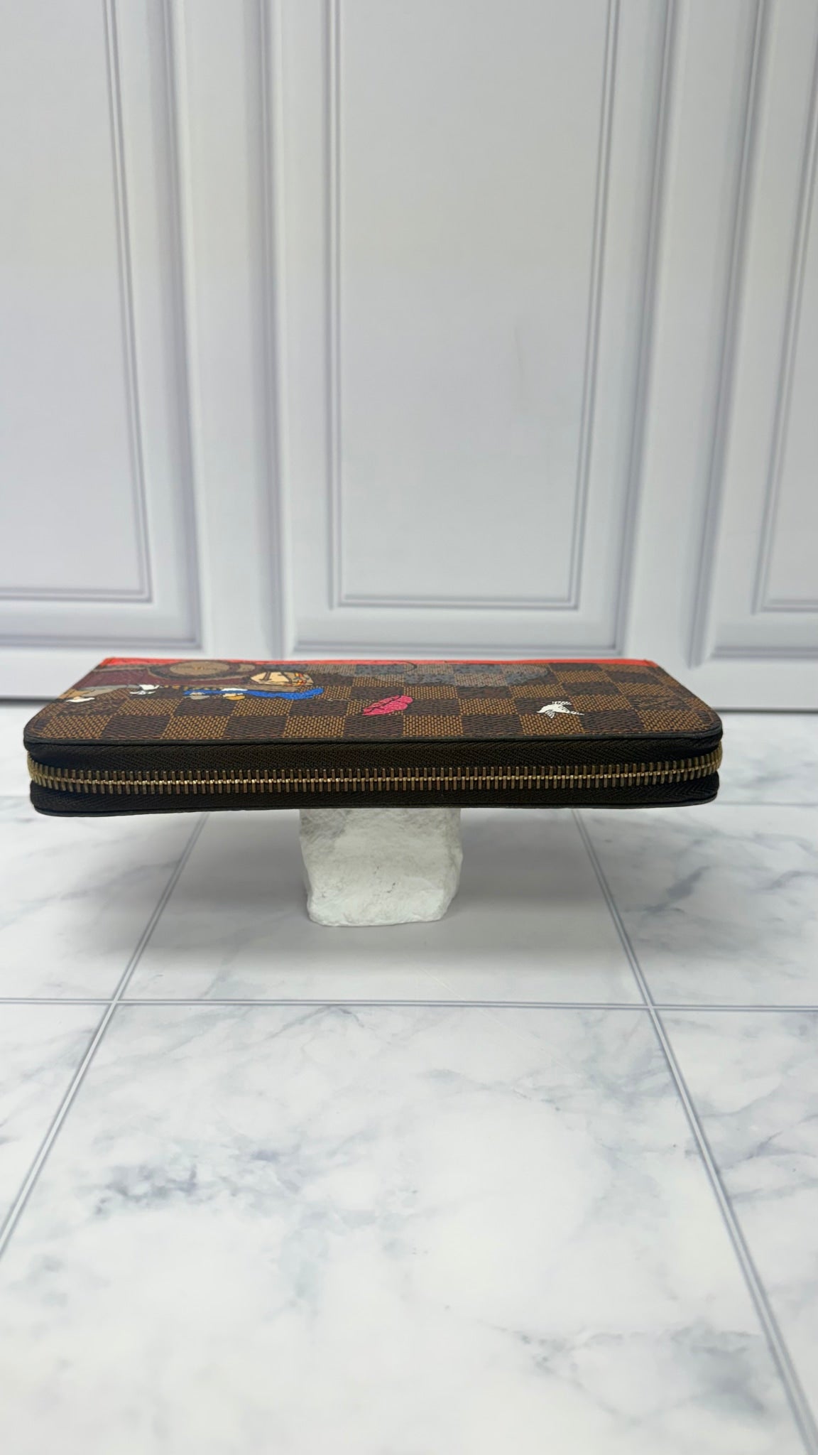 Louis Vuitton Damier Ebene Evasion Car Animation Zippy Wallet