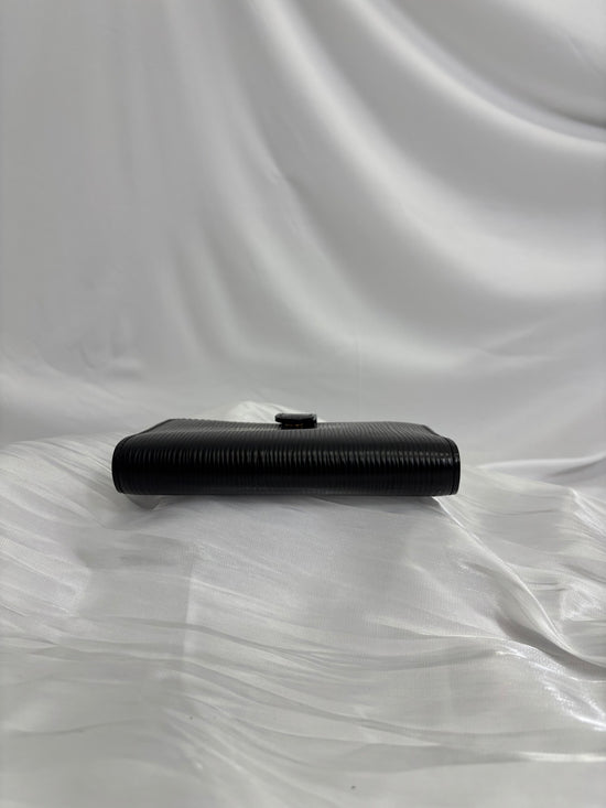 https://res.cloudinary.com/dyql5hig8/image/upload/v1759768909/iav4rnoxatfitvdbvar8.jpg