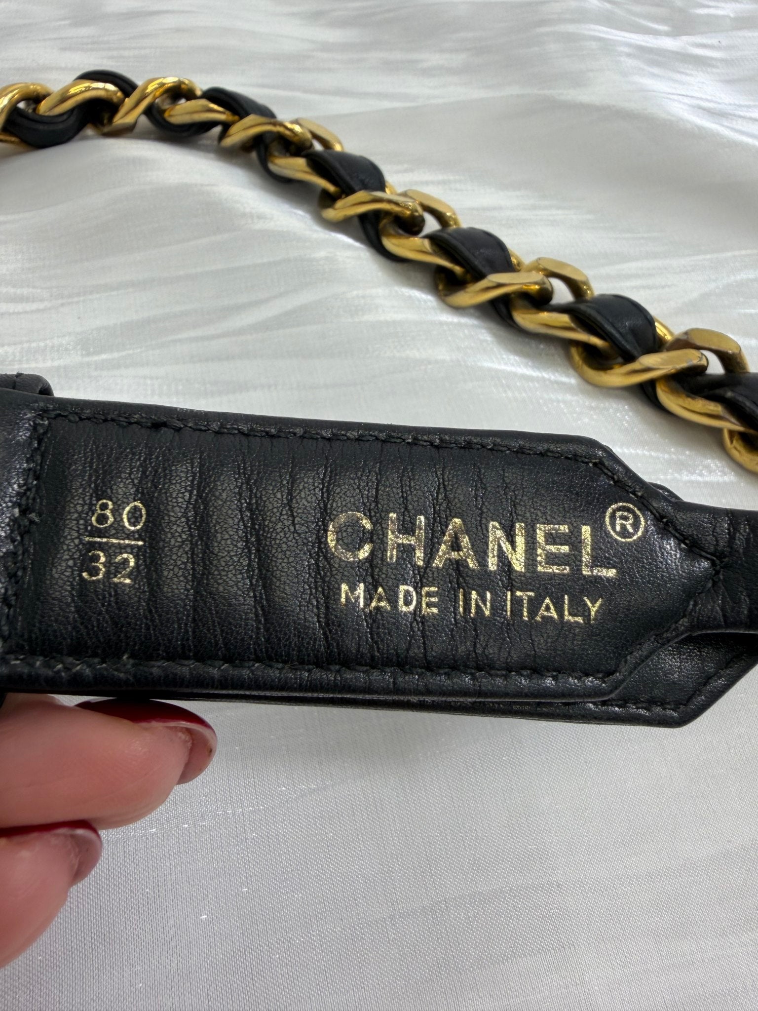 Chanel Black Leather x Gold Chain Belt 80/32