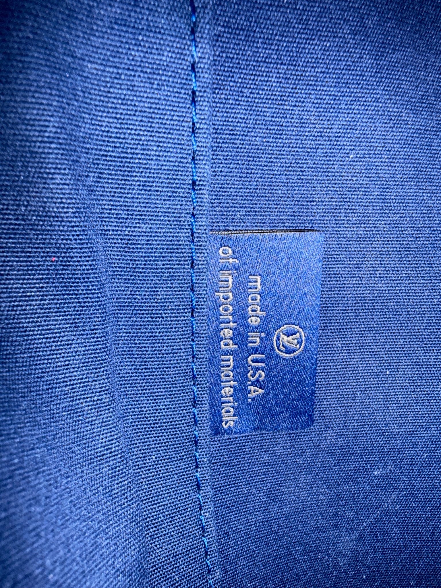 https://res.cloudinary.com/dyql5hig8/image/upload/v1758301846/ifa9tu9poxu5yddcmbsz.jpg