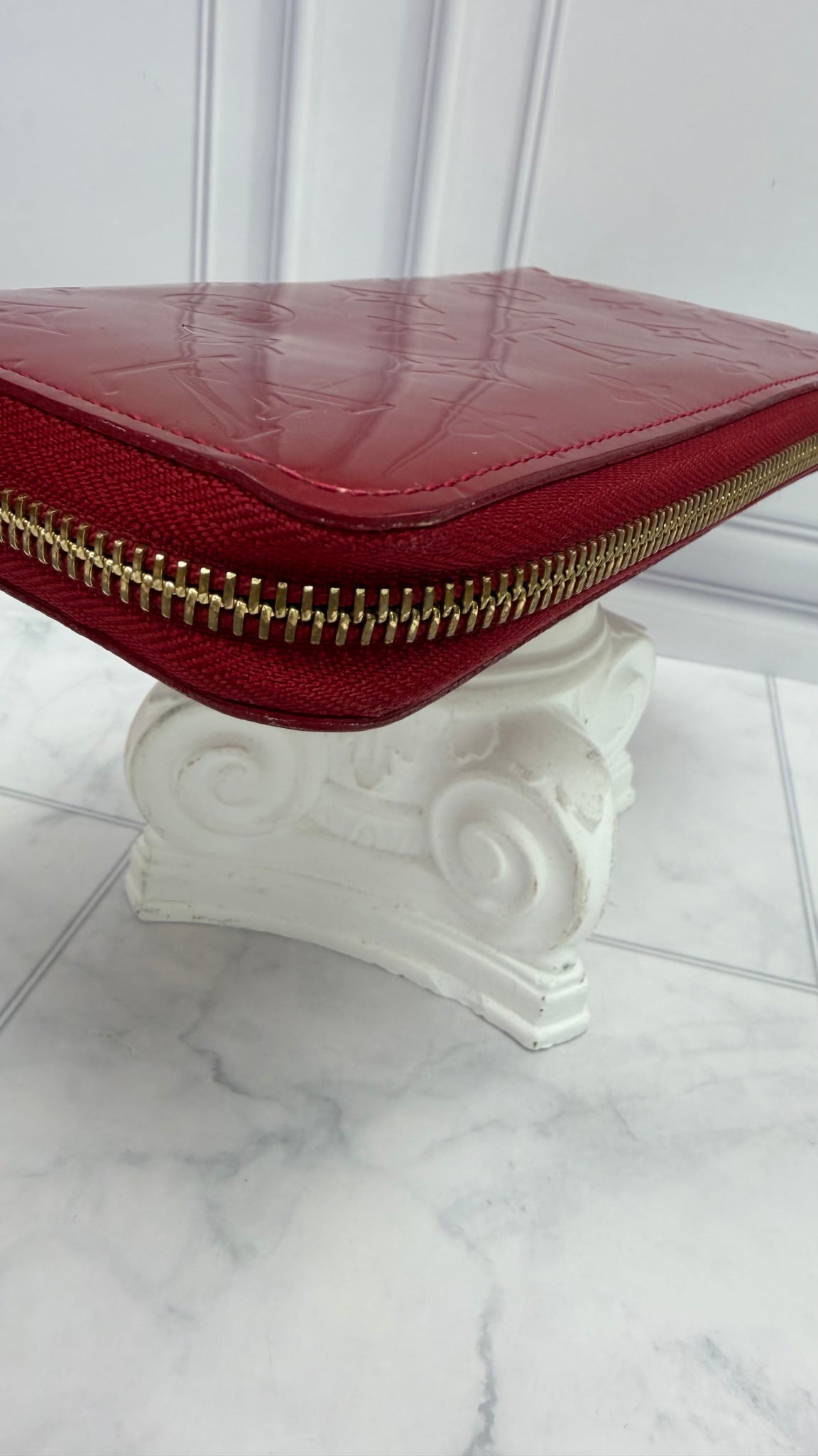 Louis Vuitton Red Vernis Zippy Wallet