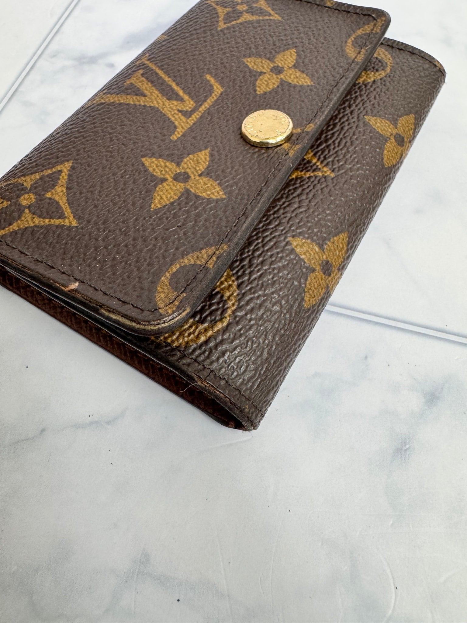 Louis Vuitton Monogram 6 Ring Key Case