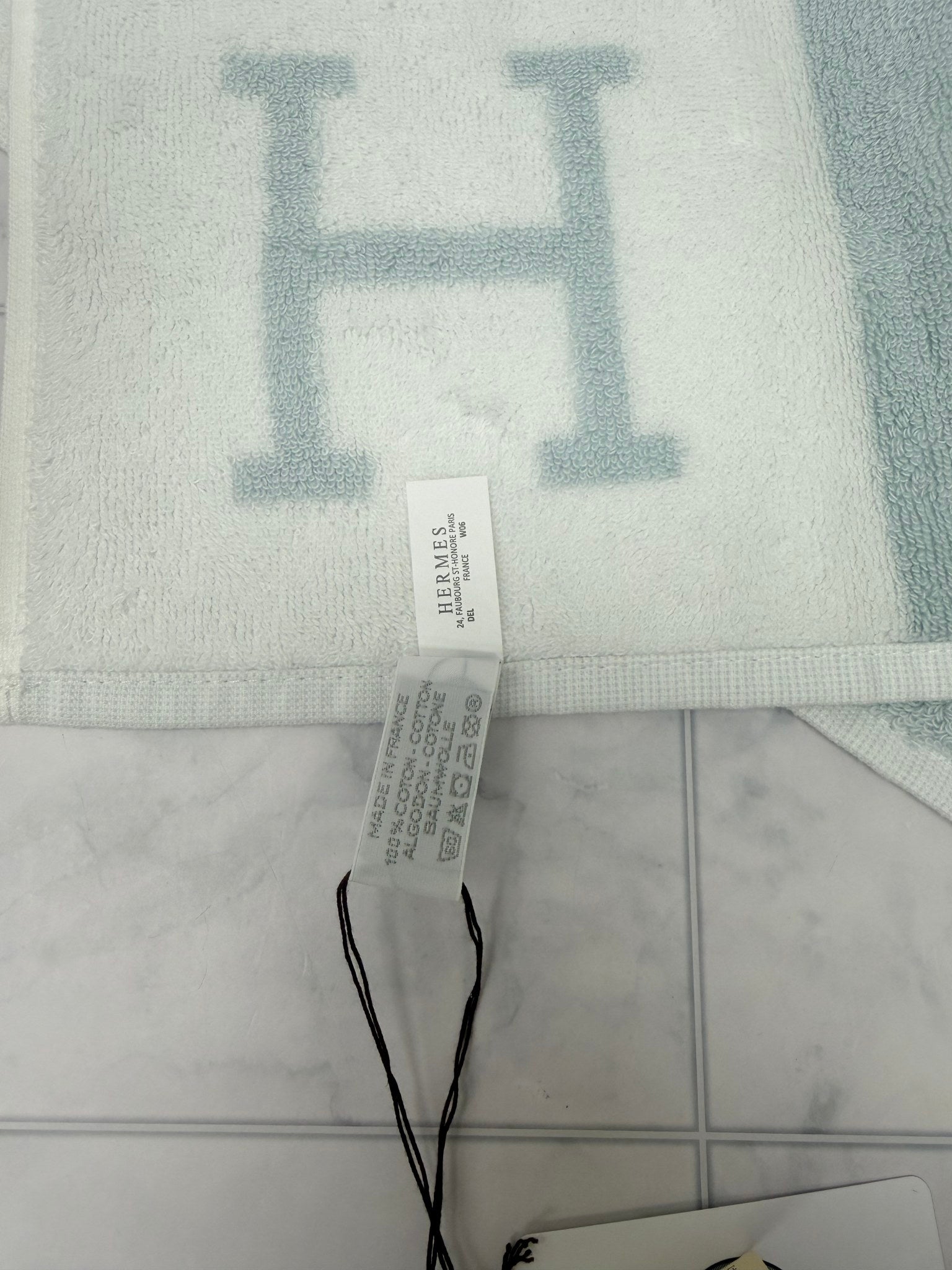 BRAND NEW - Hermes Baby Blue Cotton Face Towel 