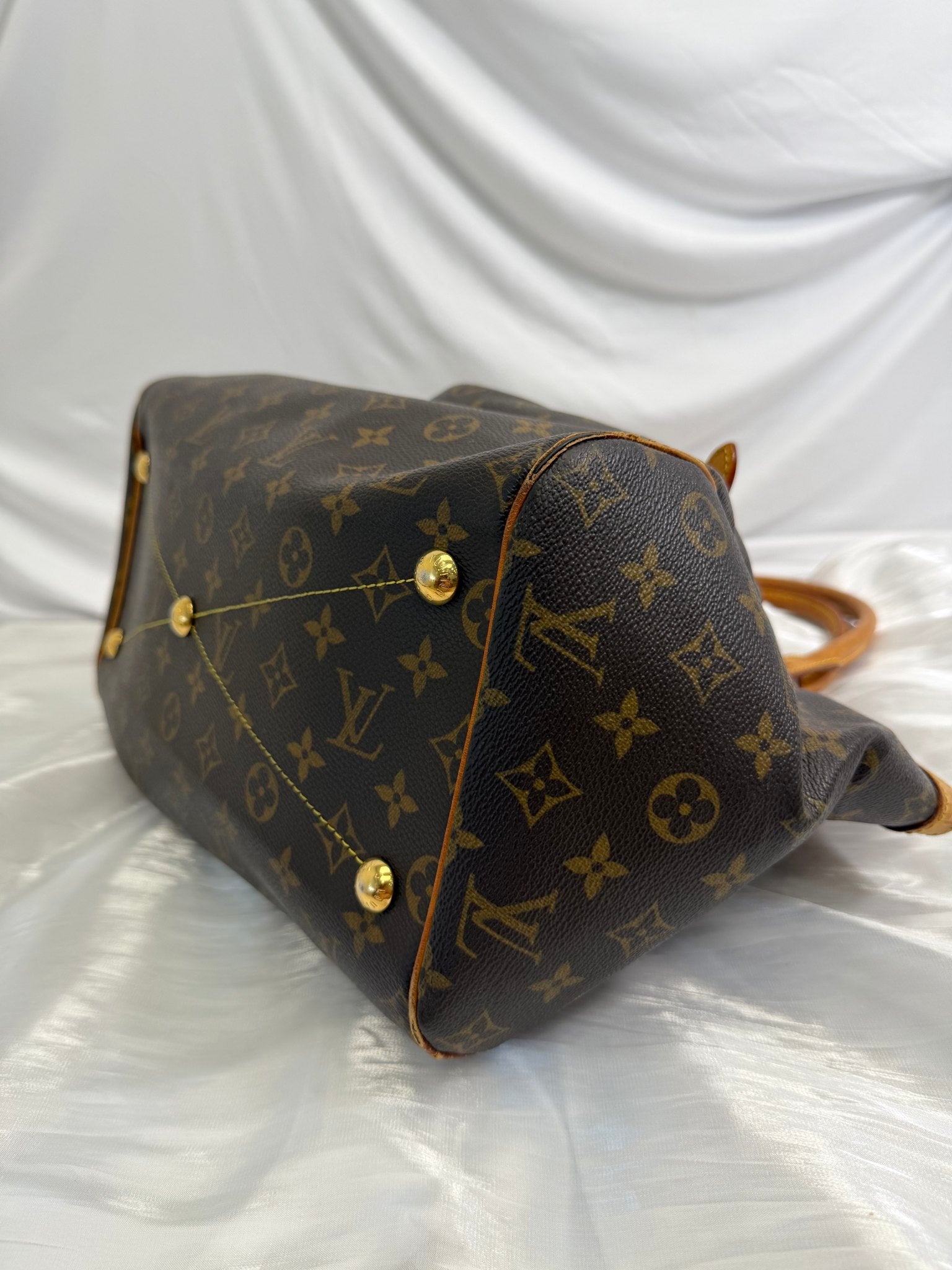 Louis Vuitton Monogram Tivoli GM