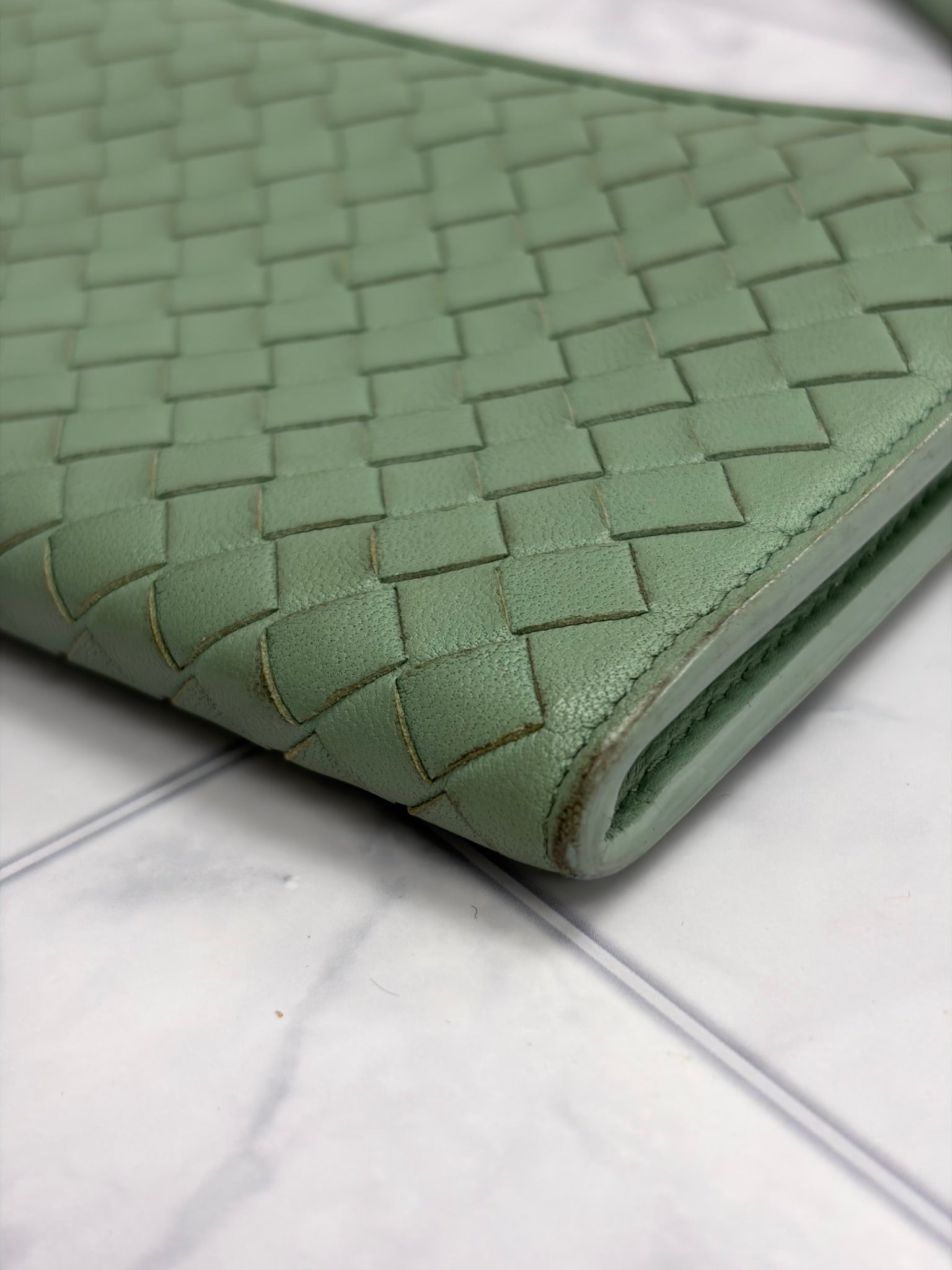 Bottega Green Intrecciato Zippy Wallet