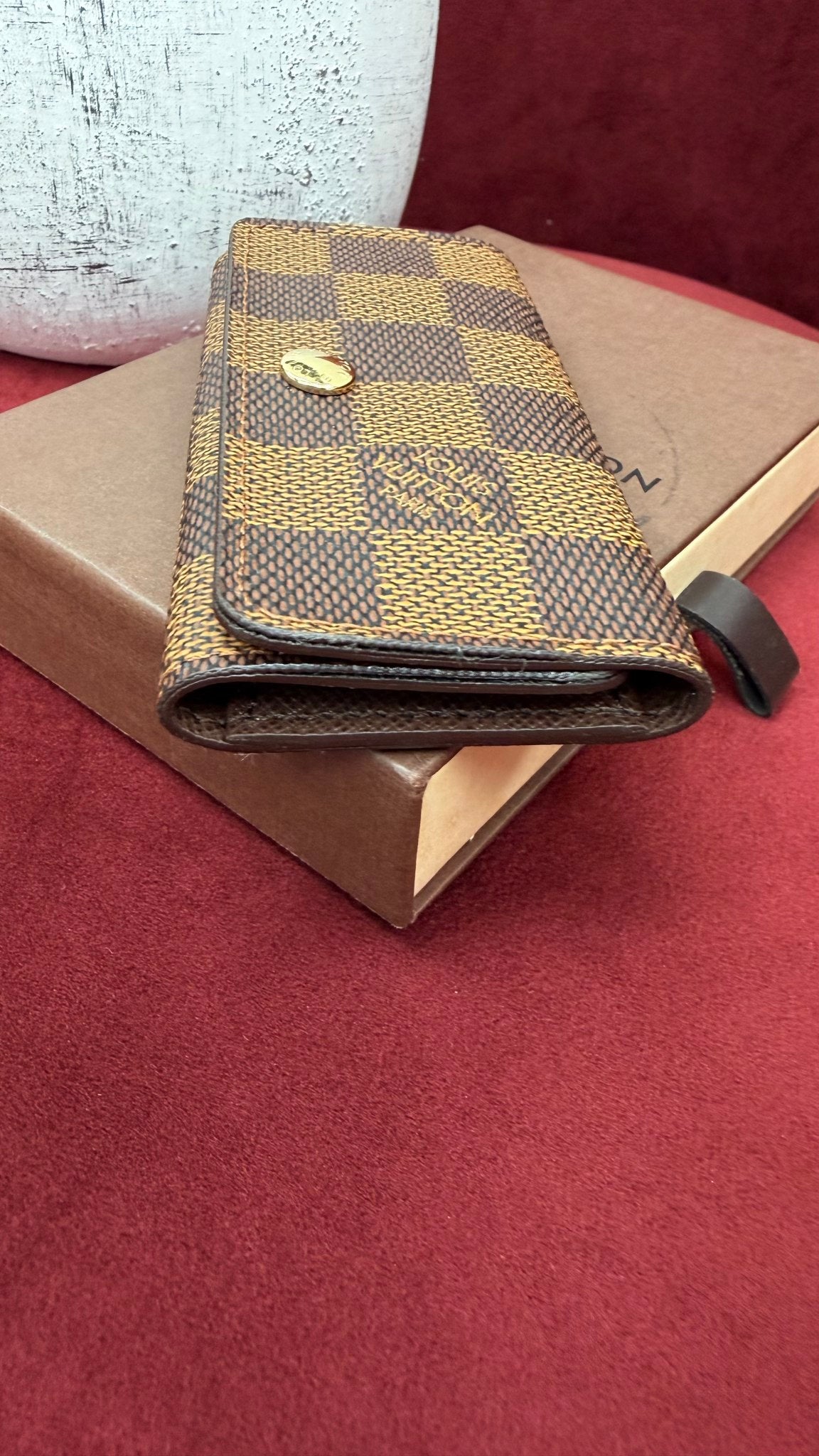 Louis Vuitton Damier Ebene 4 Key Holder