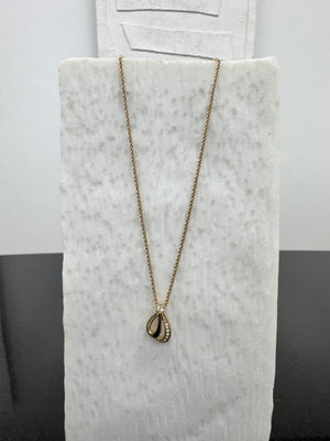 Christian Dior Gold Tone Pendant Necklace
