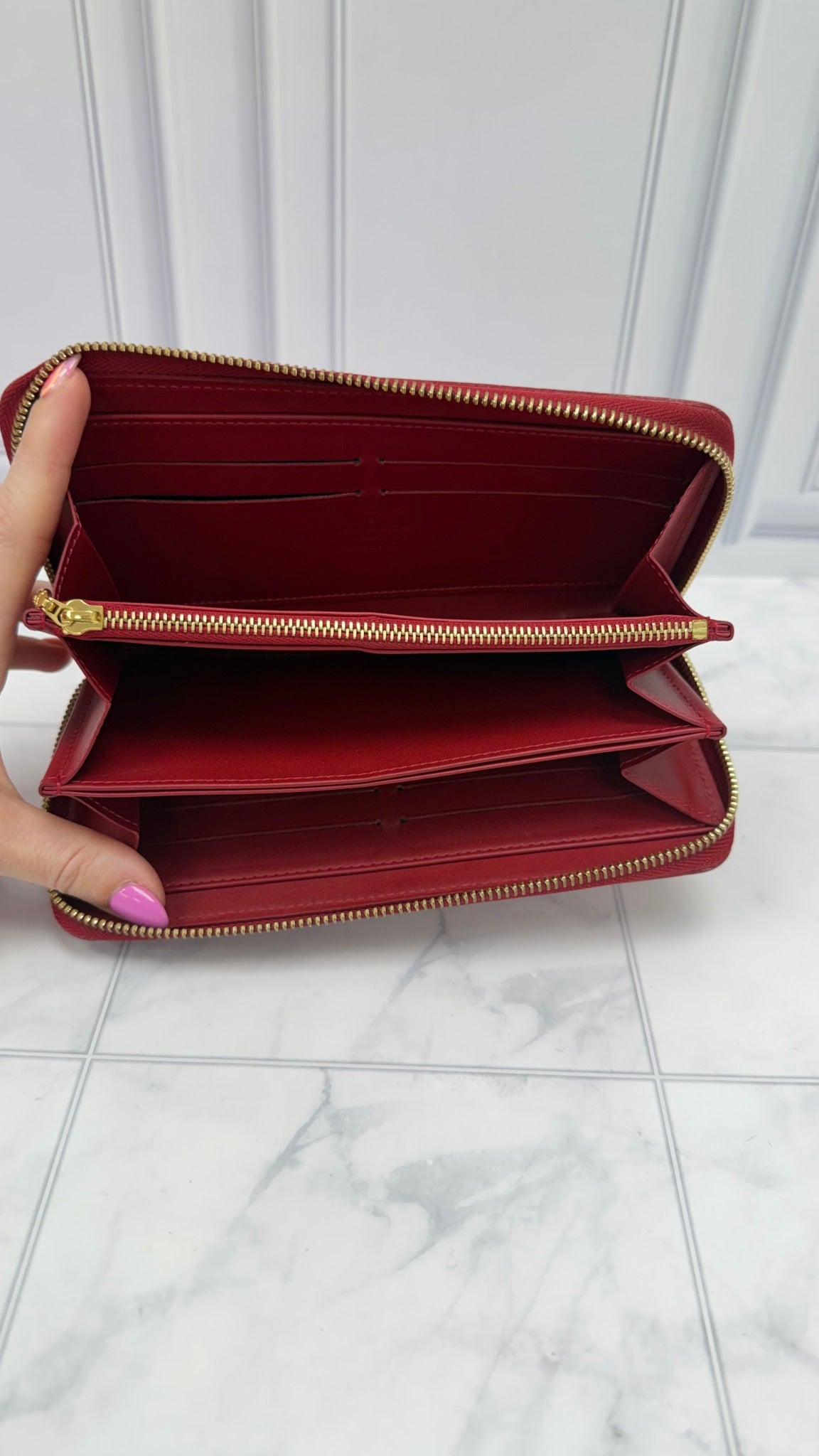Louis Vuitton Red Vernis Zippy Wallet