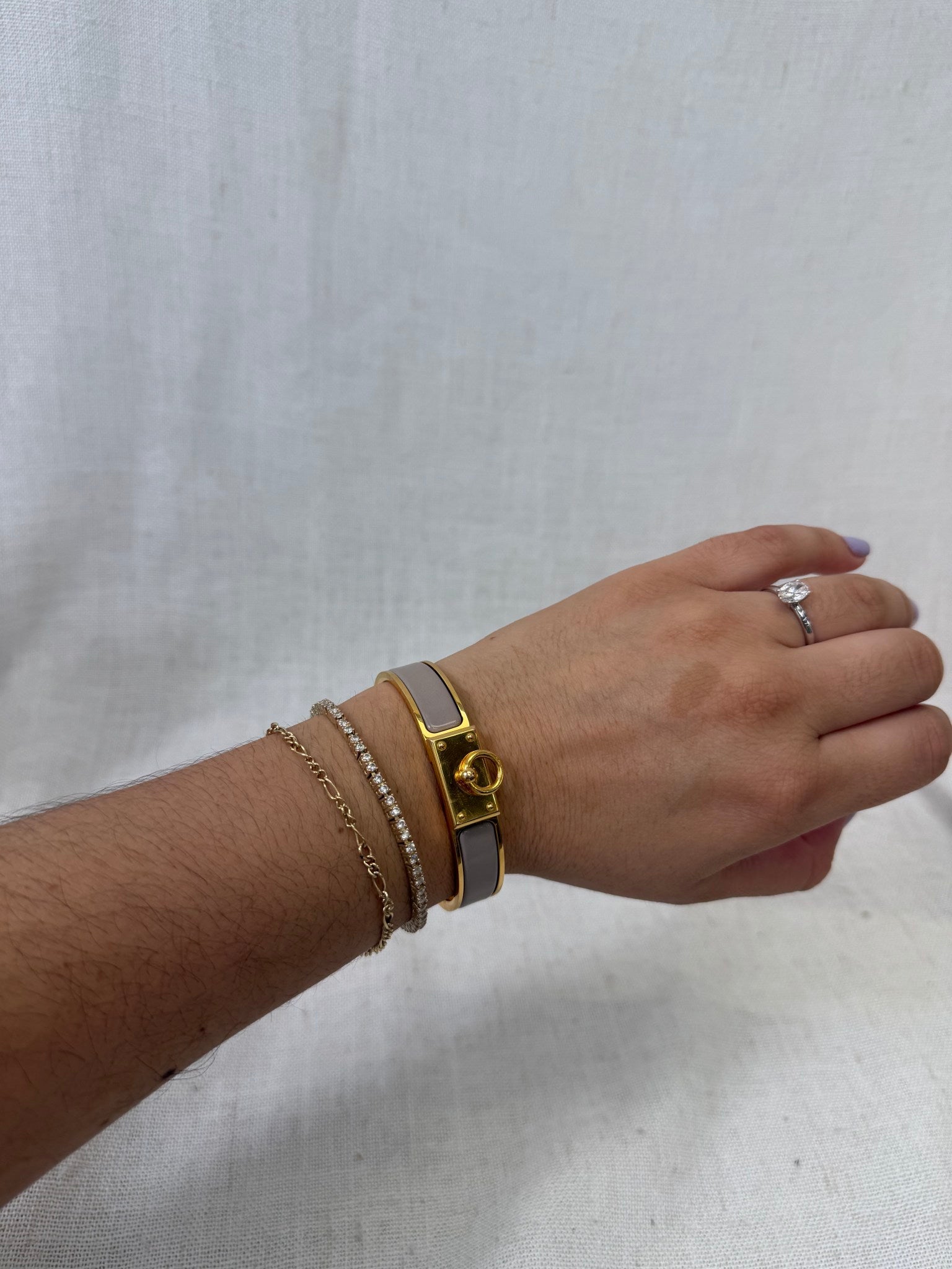 Hermes Taupe Enamel Gold plated Clic Anneau Bracelet 