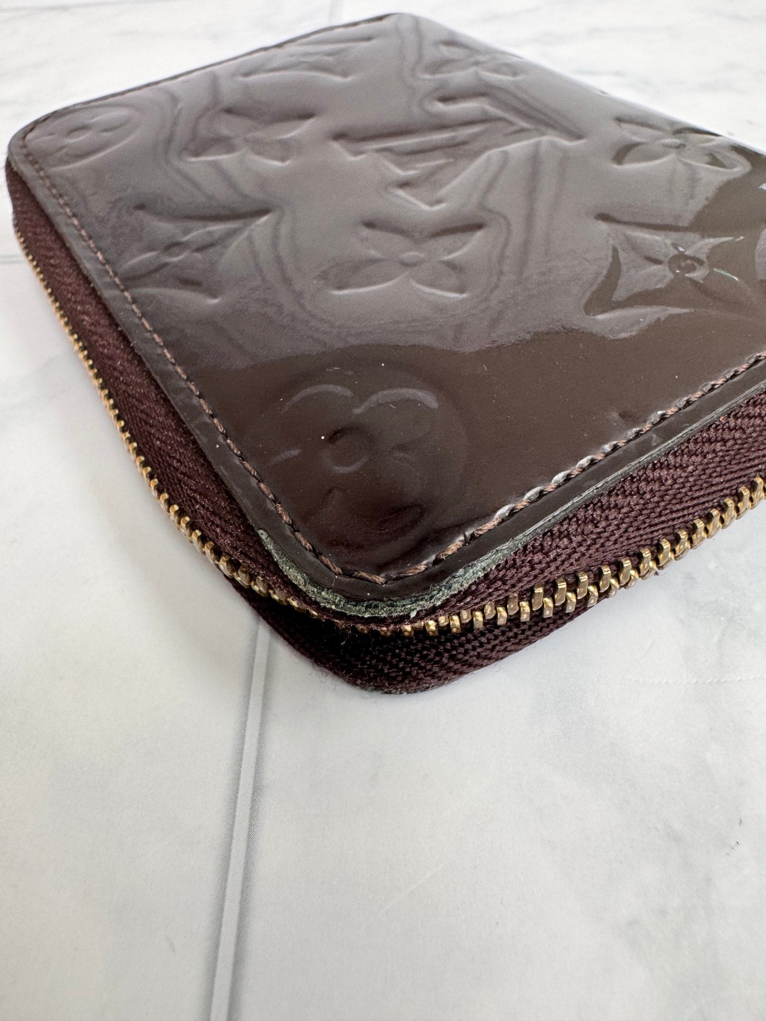 Louis Vuitton Burgundy Monogram Vernis Compact Zippy Wallet