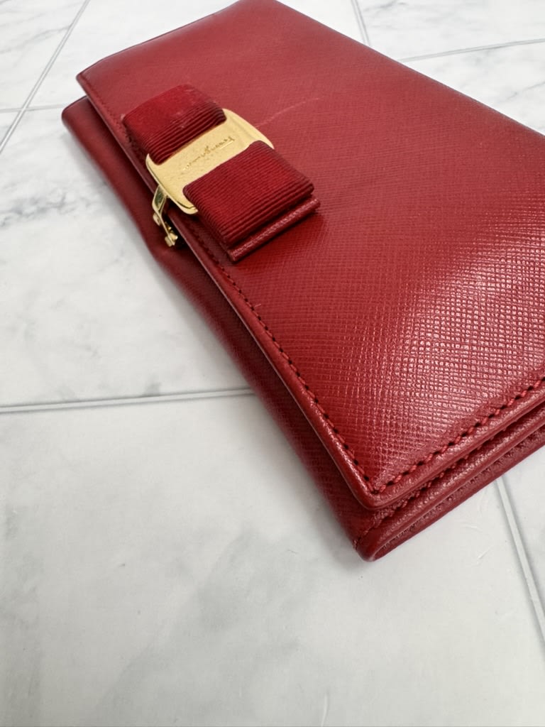 Salvatore Ferragamo Red Saffiano Leather Vara Bow Long Wallet