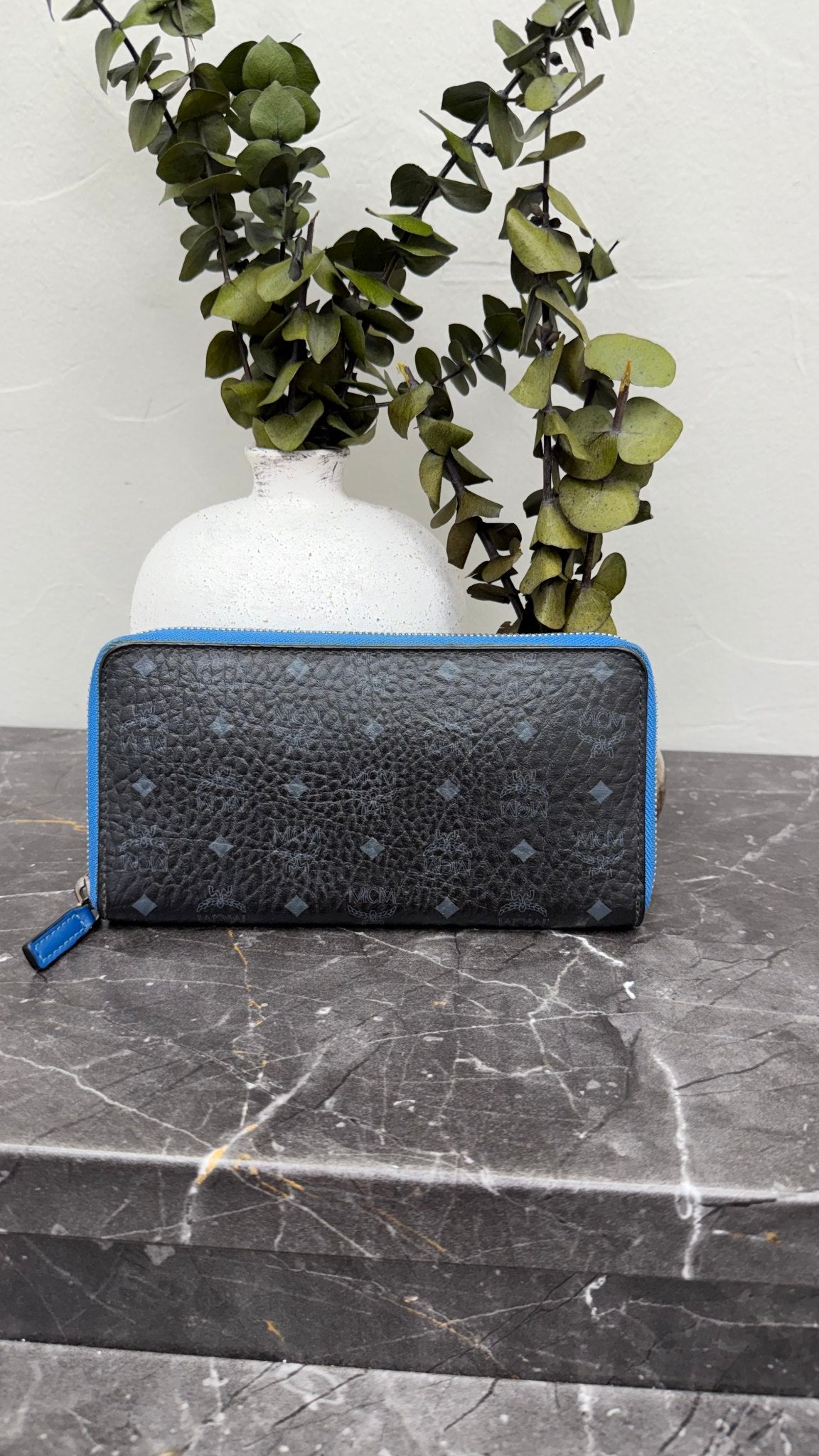 MCM Black Visetos Leather Zippy Wallet