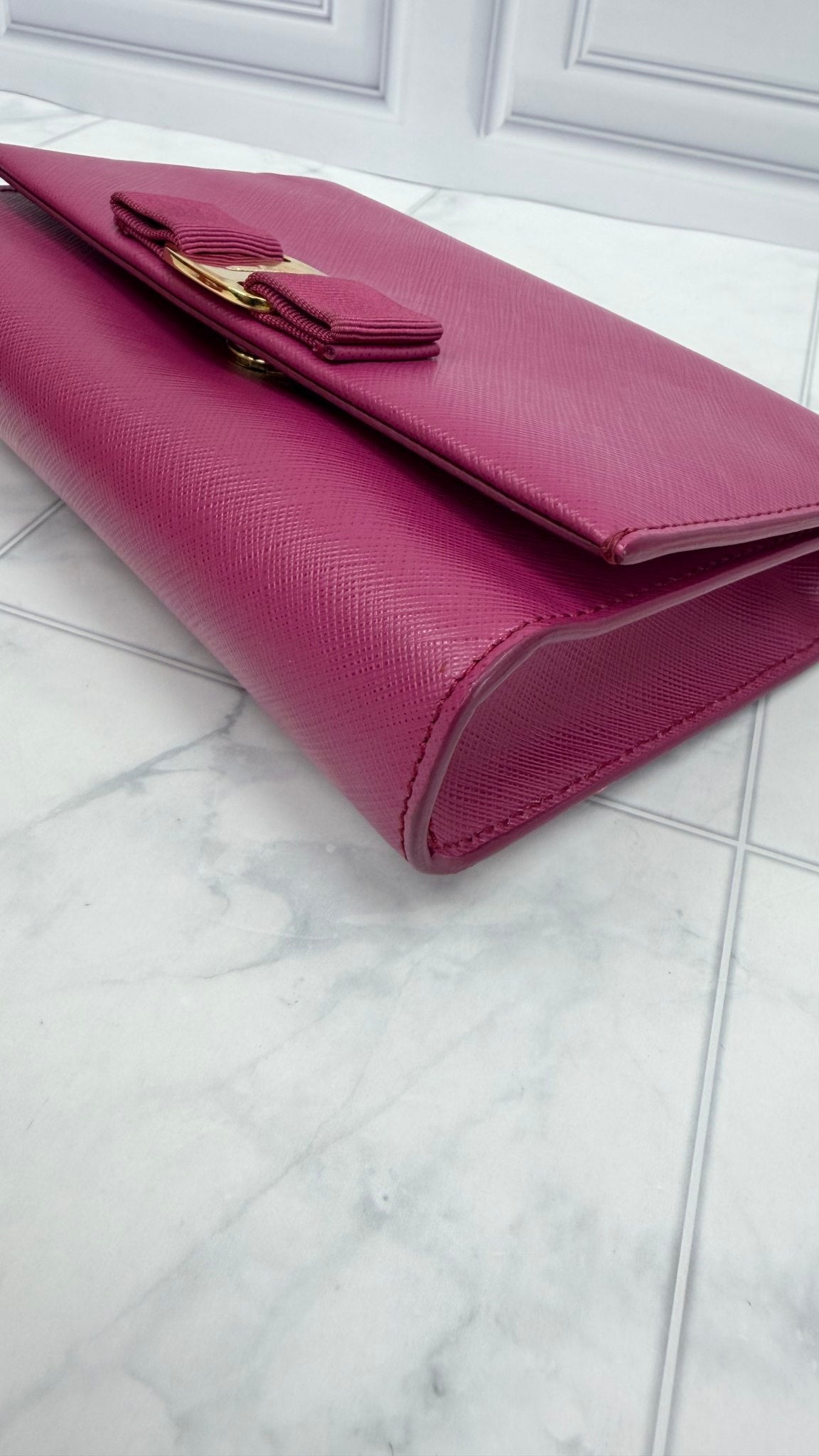 Salvatore Ferragamo Magenta Leather Bow Ginny Chain Bag