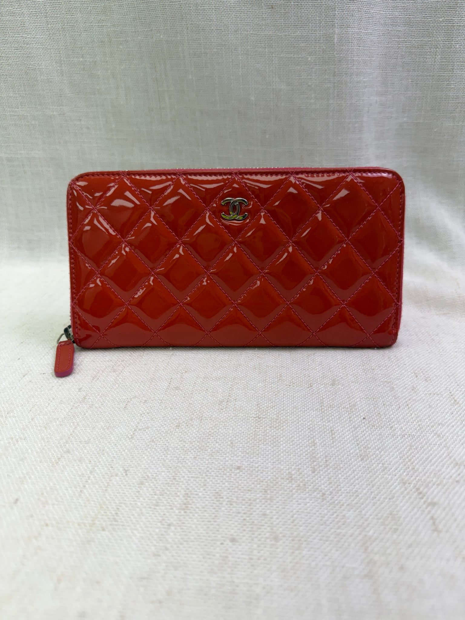 Chanel Coral Patent Leather Zippy Wallet
