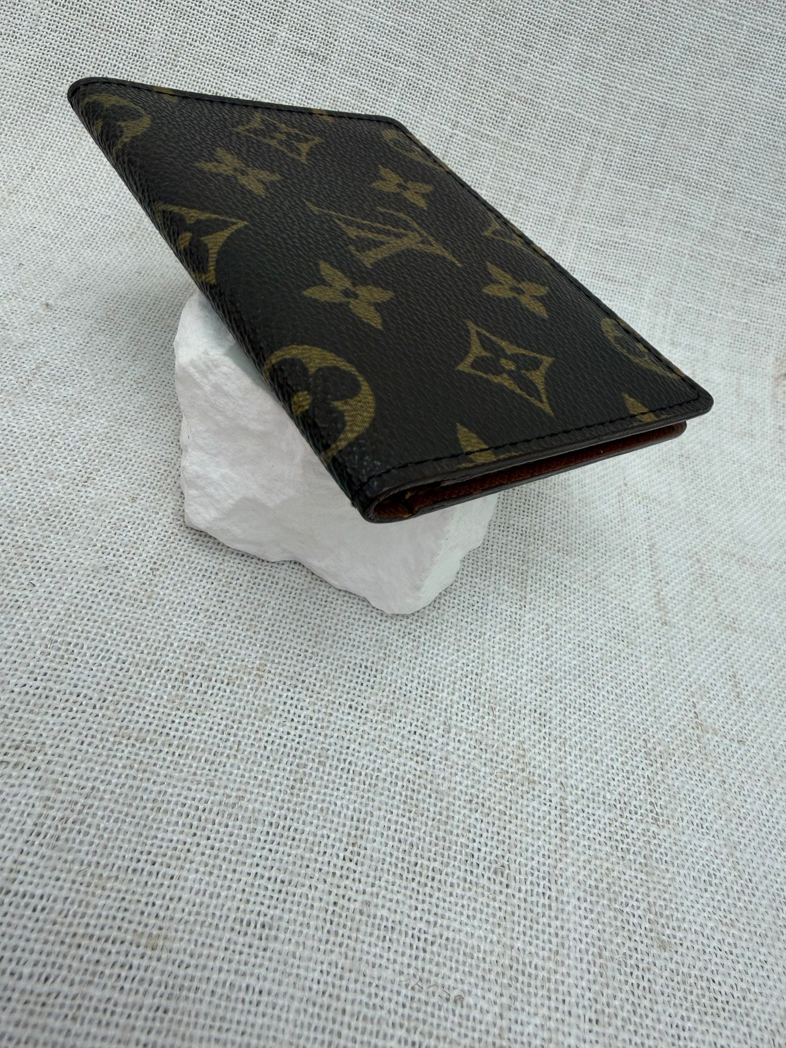 Louis Vuitton Monogram ID Case