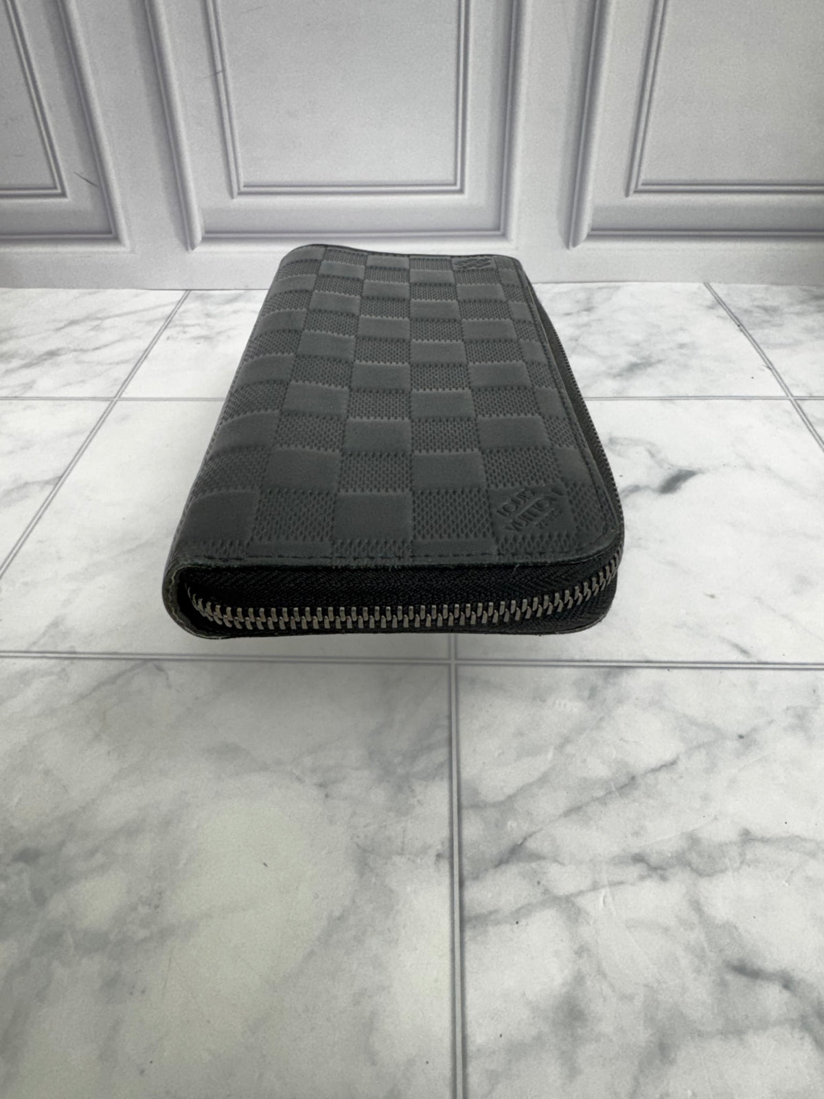 Louis Vuitton Black Damier Infini Zippy Wallet 