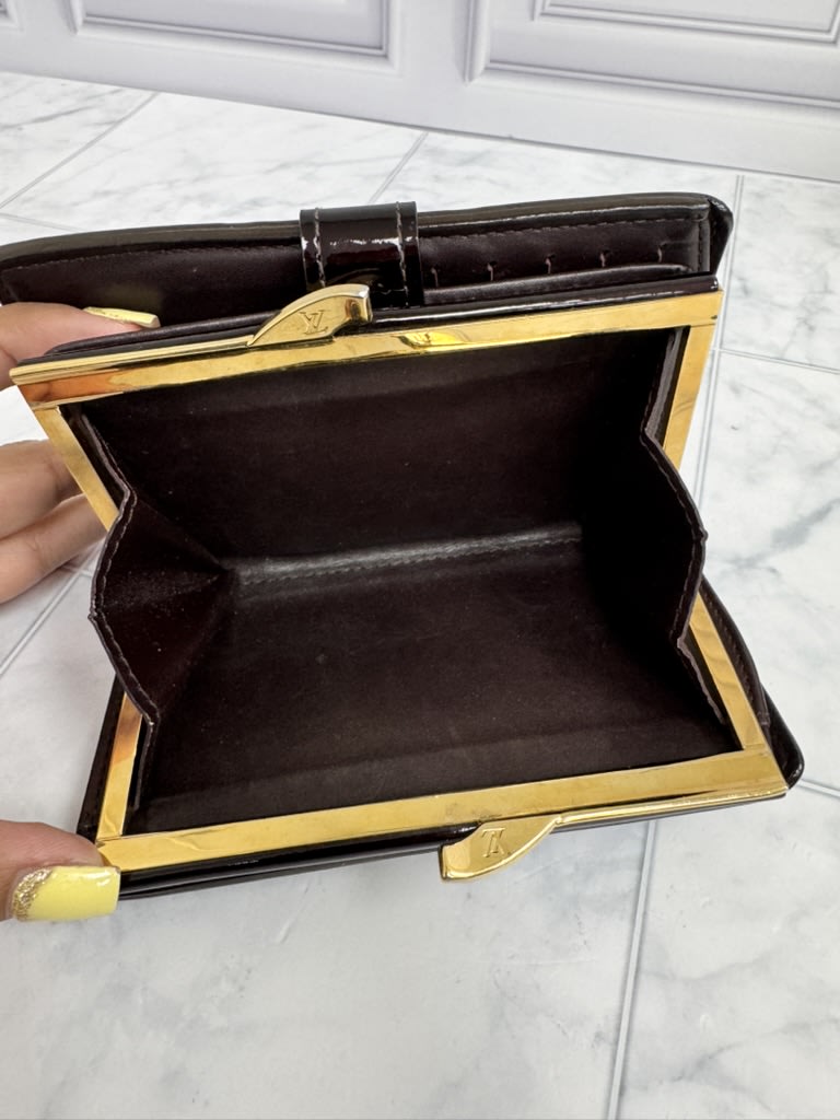 Louis Vuitton Amarante Vernis Monogram Compact Wallet