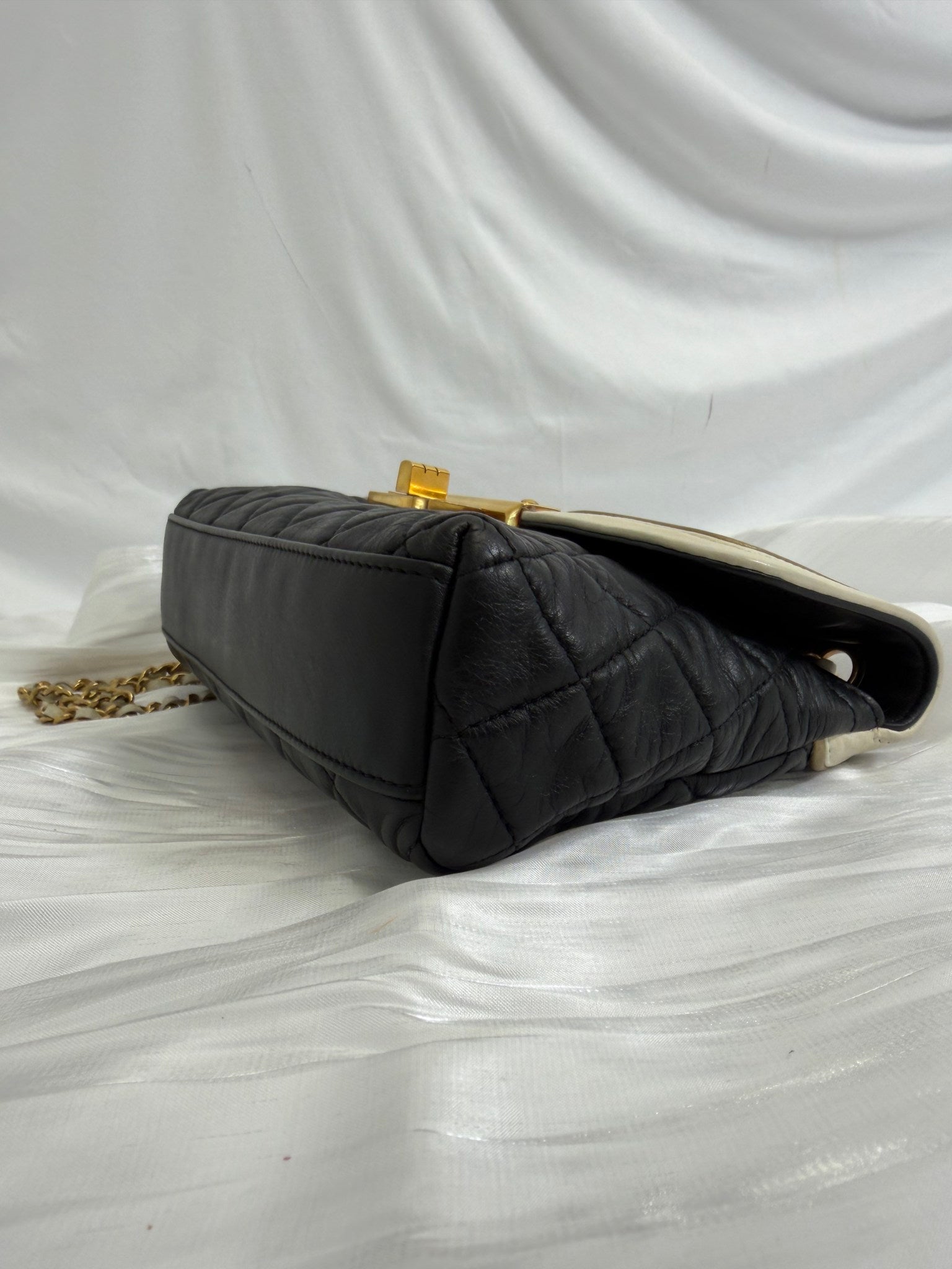 Chanel Black Lambskin Small Reissue Flap Bag