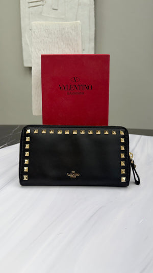 Valentino Black Leather Rockstud Zippy Wallet