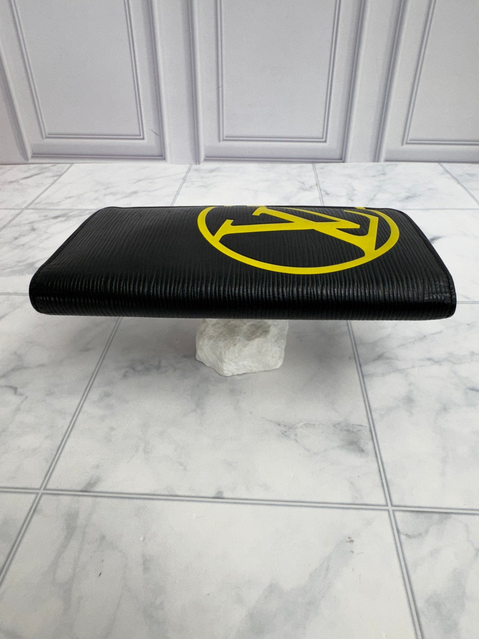 Louis Vuitton Black Epi Leather Giant Logo Brazza Wallet