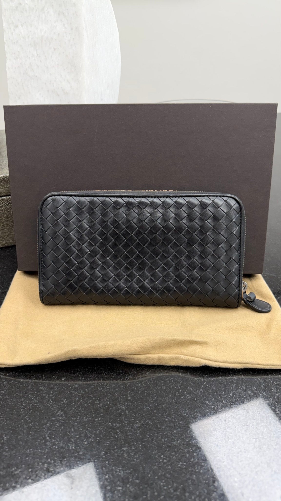 Bottega Veneta Black Intrecciato Leather Zippy Wallet