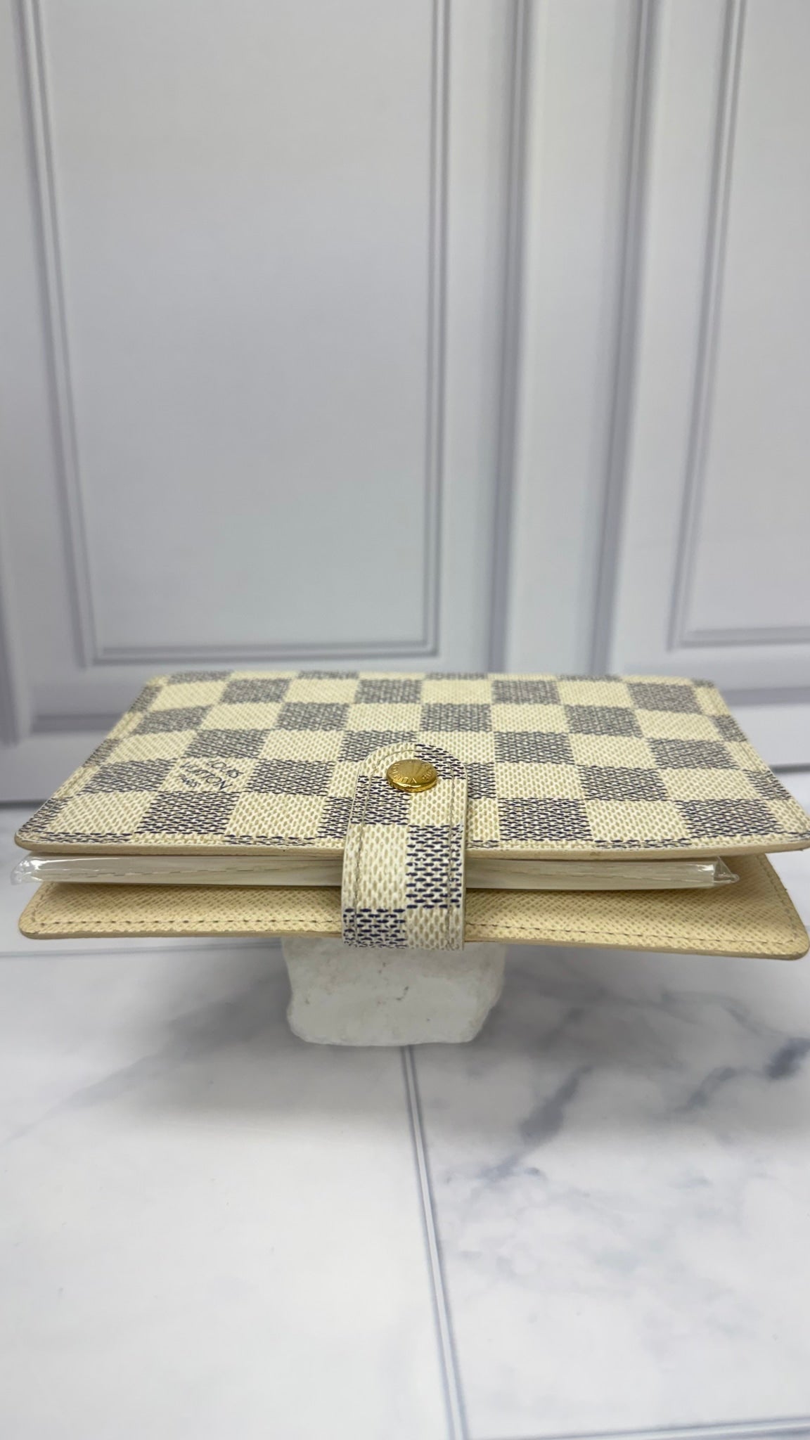 Louis Vuitton Damier Azur Passport Agenda Cover PM 