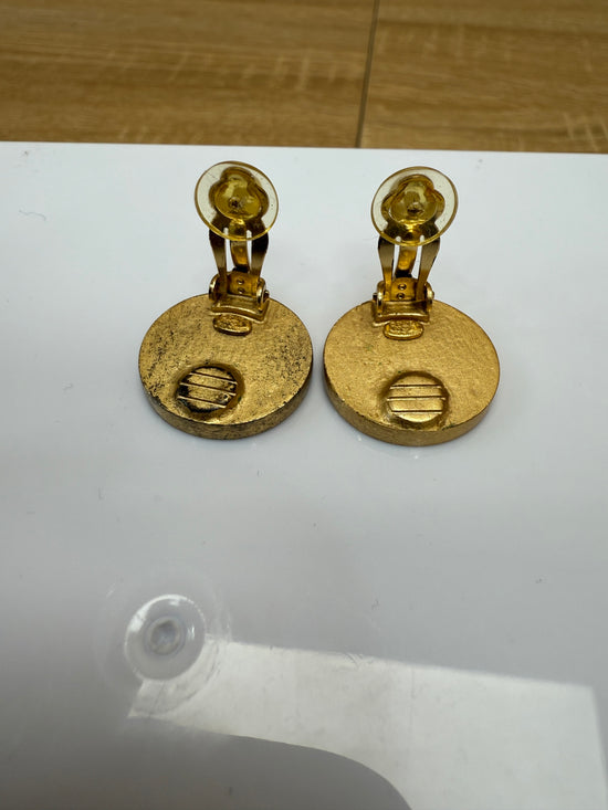 https://res.cloudinary.com/dyql5hig8/image/upload/v1757531046/jkjpptqqkokbt7kilwy6.jpg