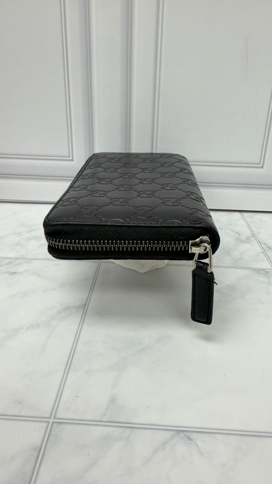 Gucci Black Guccissima Leather Zippy Wallet 