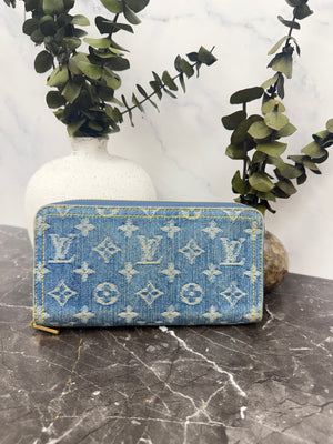 Louis Vuitton Monogram Blue Denim Zippy Wallet