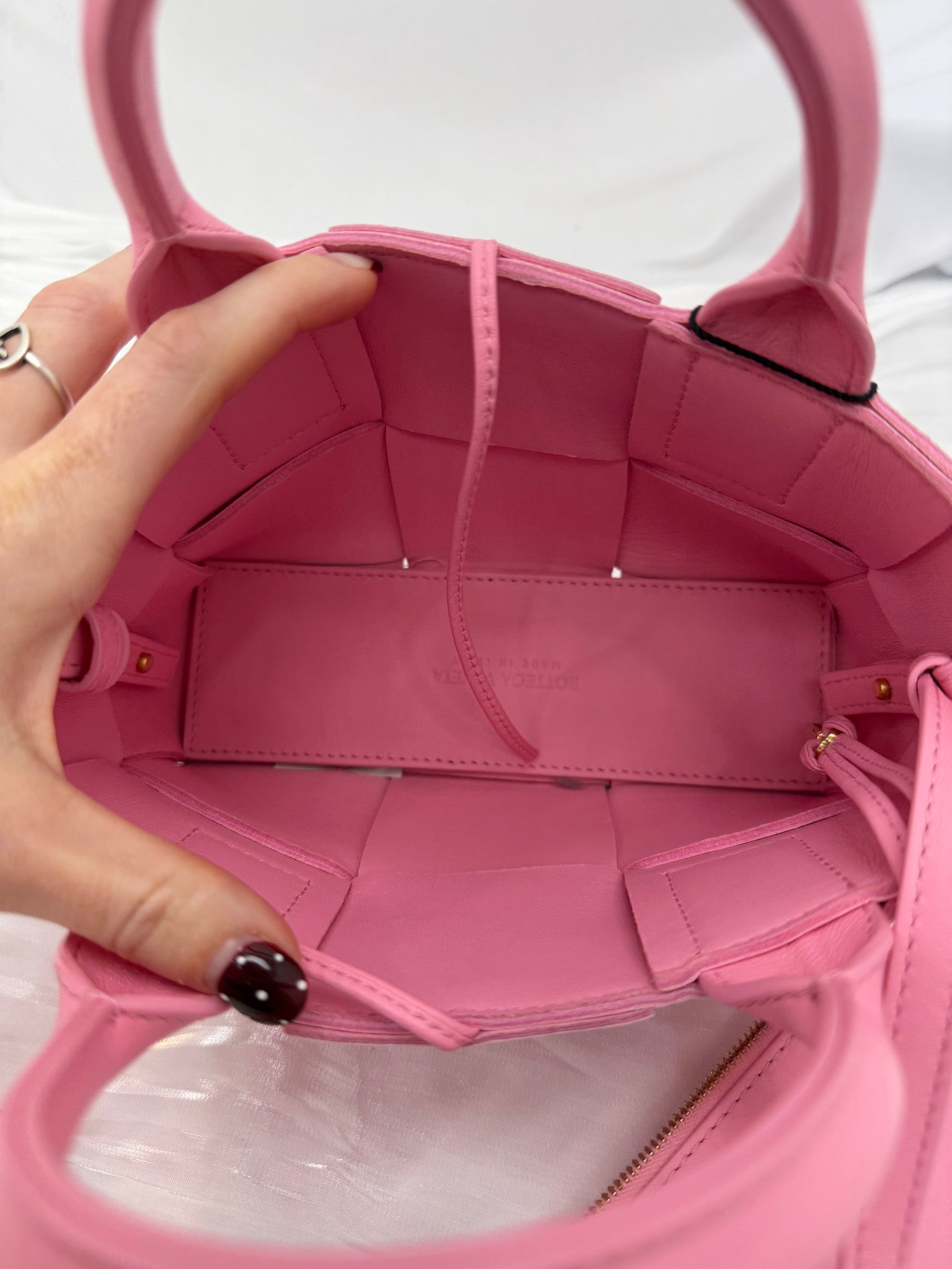 Bottega Veneta Pink Lambskin Maxi Intreccio Candy Arco Tote Ribbon