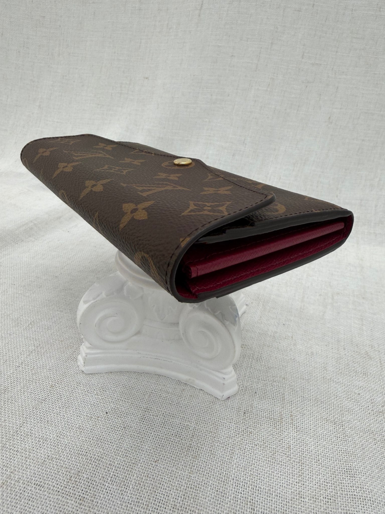 BRAND NEW- Louis Vuitton Monogram & Fuchsia Sarah Wallet